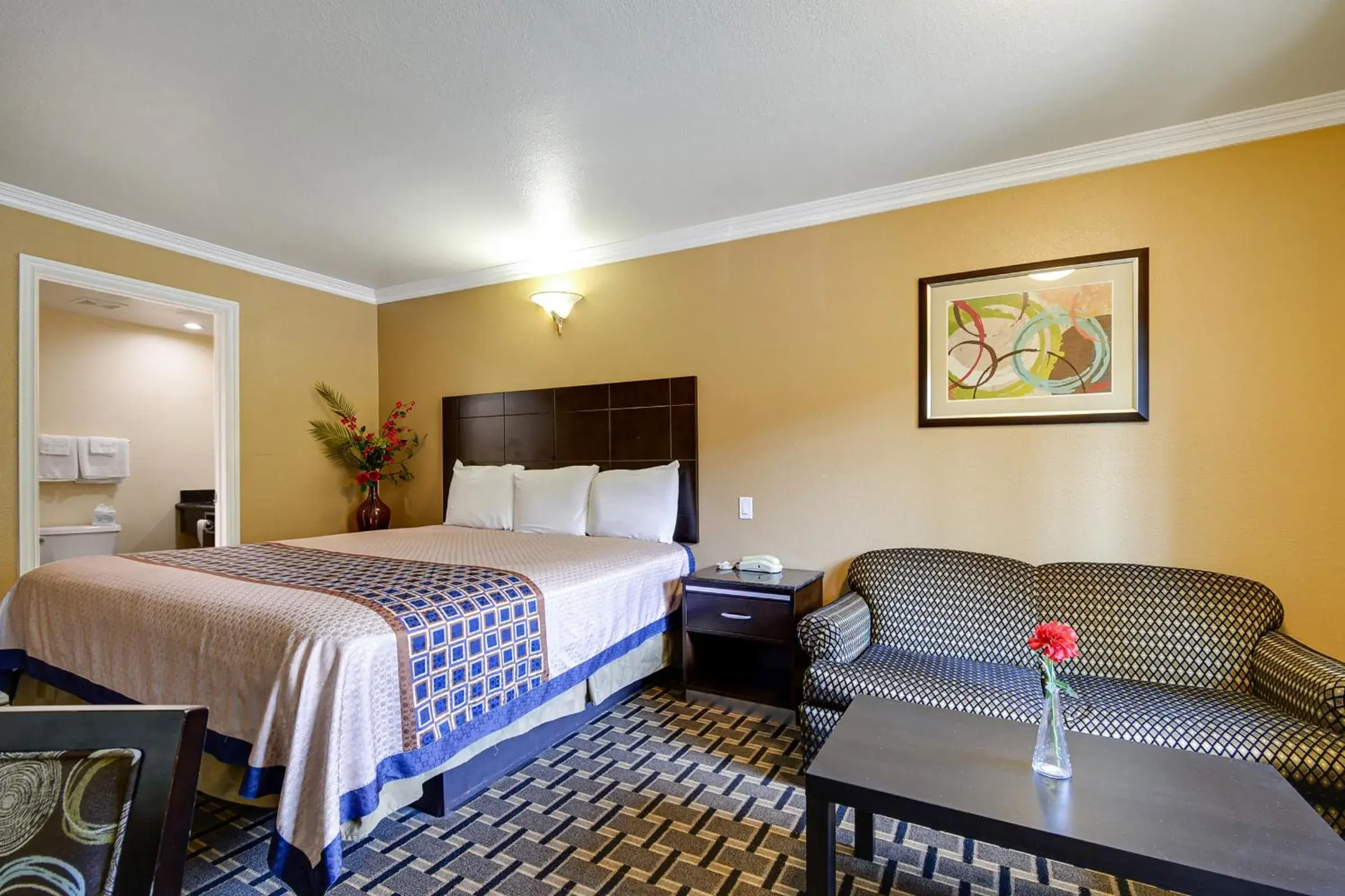 King Suite in Hacienda Inn King Suite in Hacienda Inn