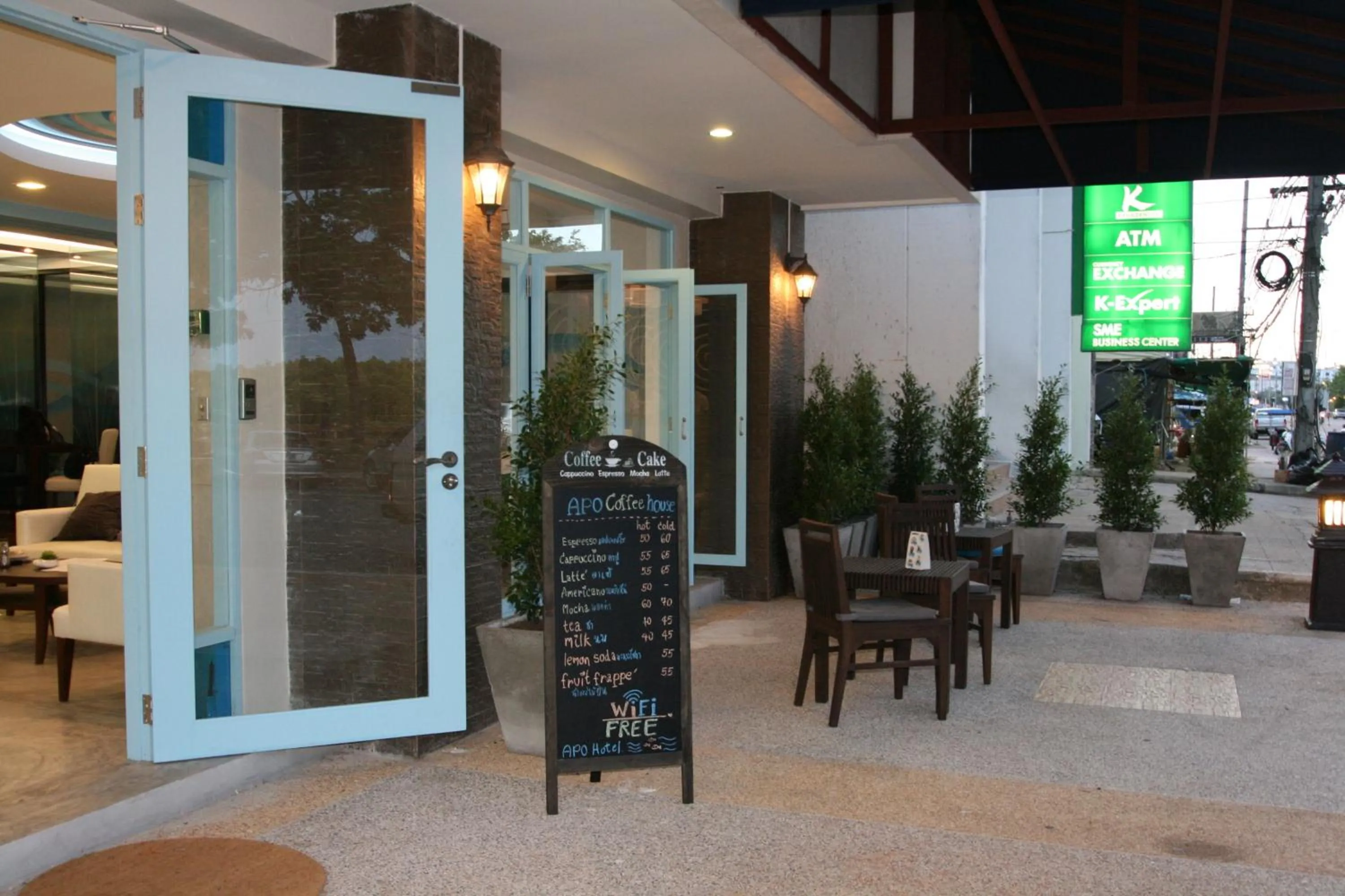 Area and facilities in Apo Hotel