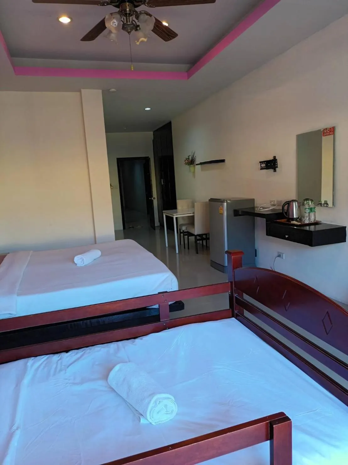 Bed in New Lavender Hotel Patong