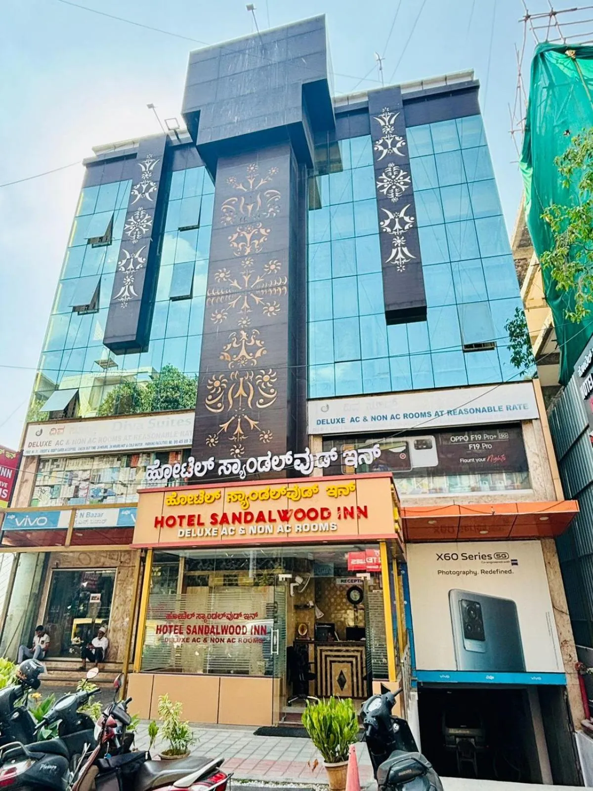 Property building in Hotel Sandalwood Inn - Rooms and Spa