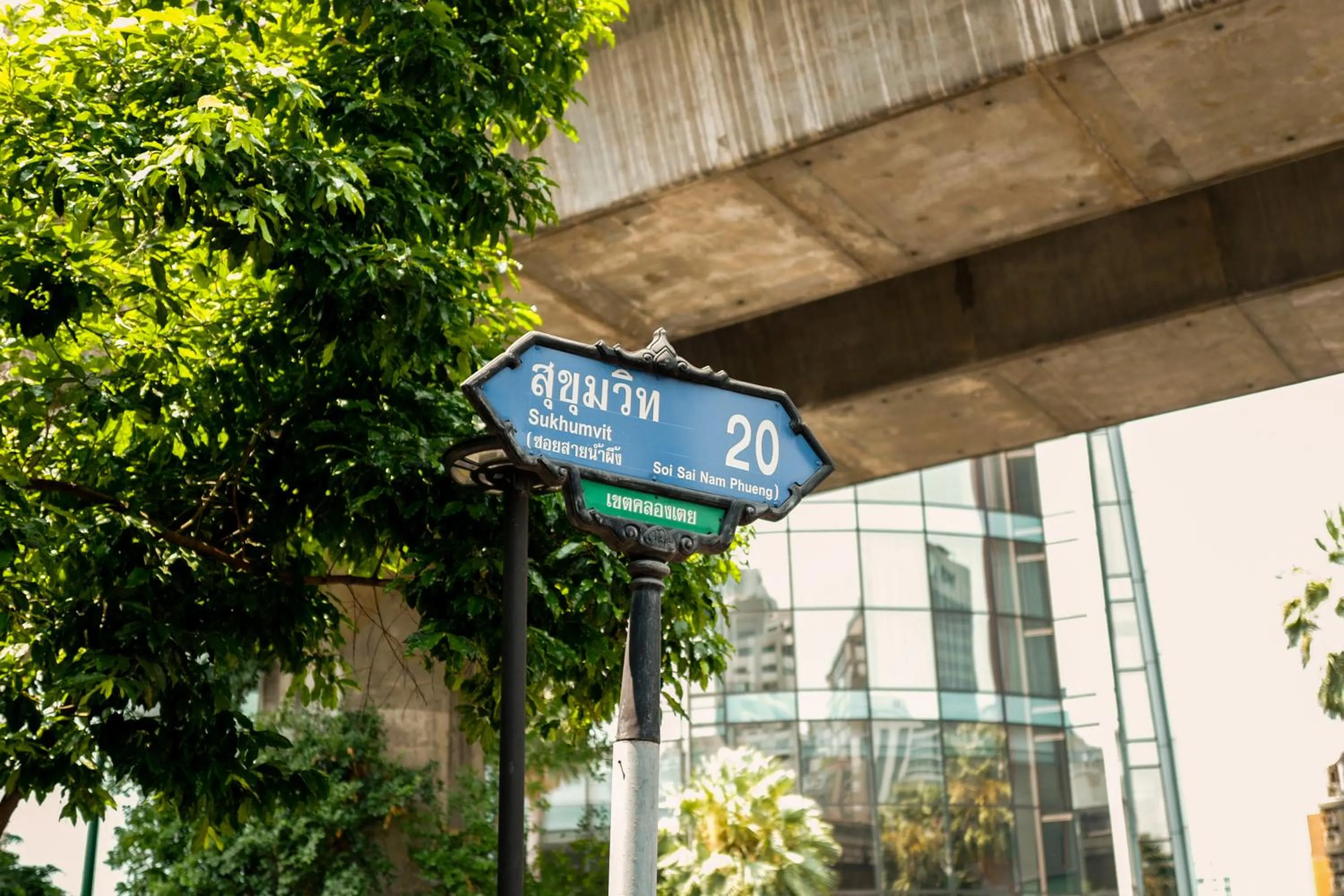 Location in THEE Bangkok by TH District "newly renovated"