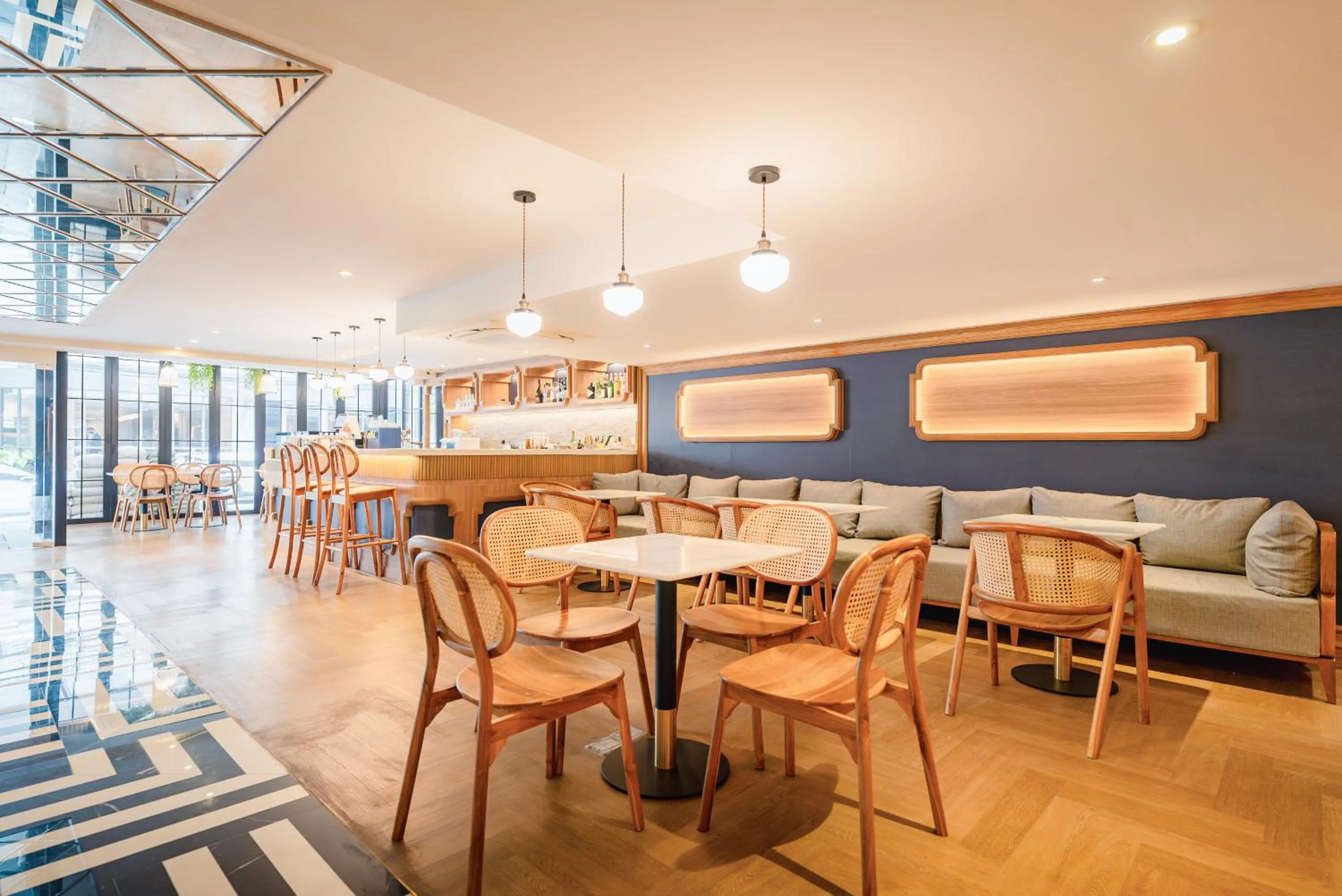 Lobby or reception in THEE Bangkok by TH District "newly renovated"