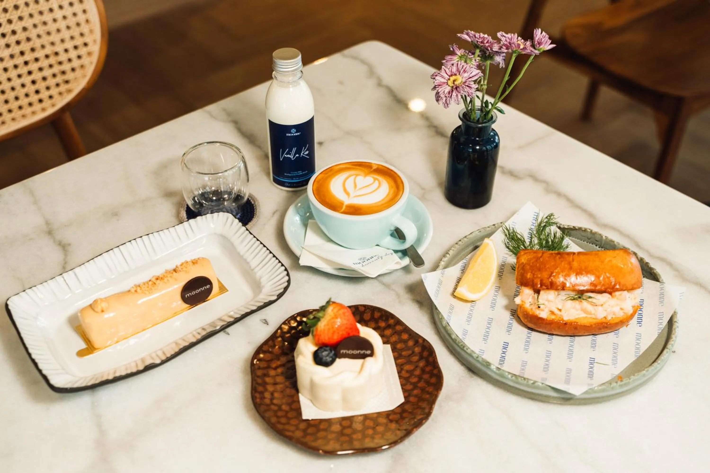 Food close-up in THEE Bangkok by TH District "newly renovated"