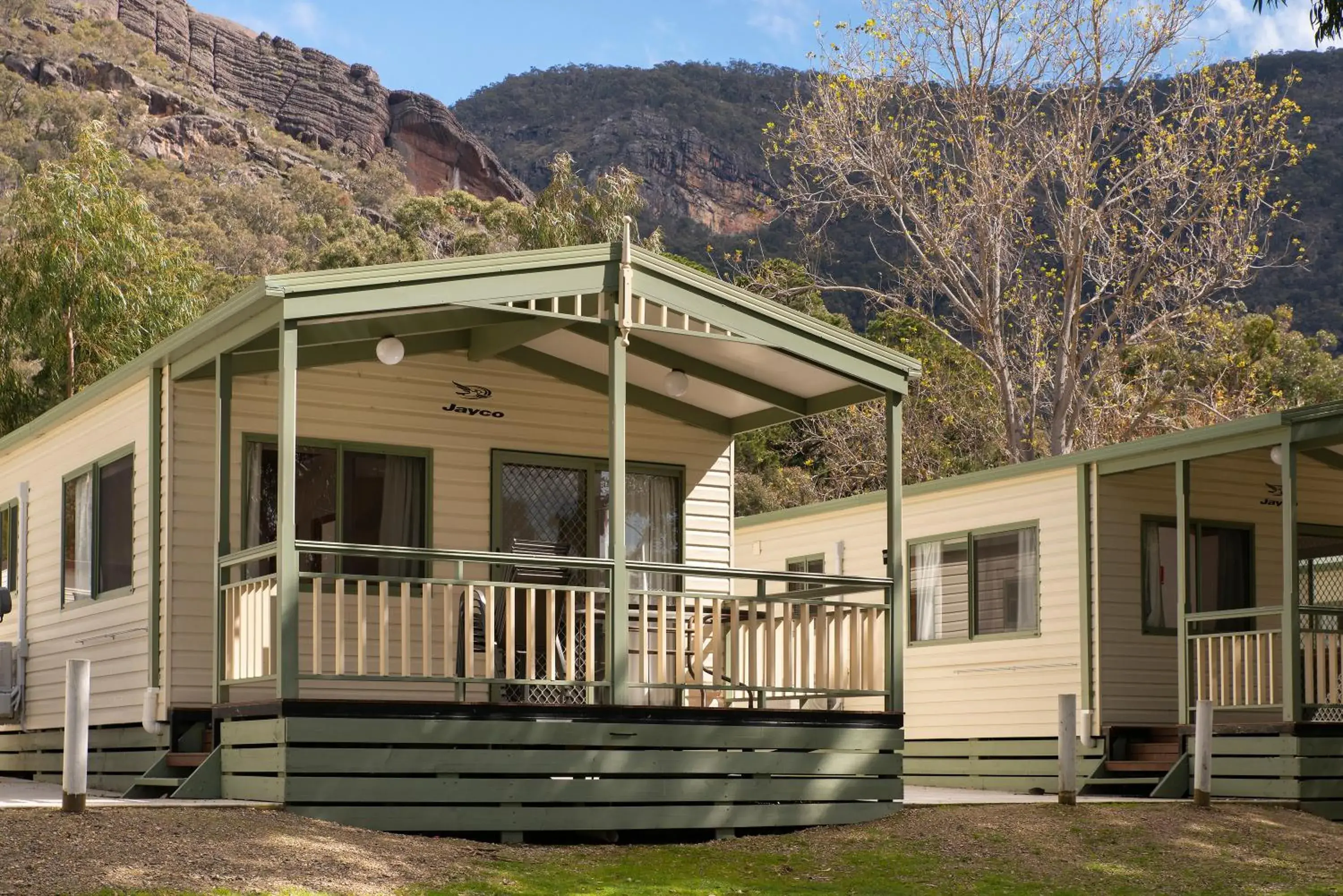 Two-Bedroom Deluxe Villa in Breeze Holiday Parks - Halls Gap Two-Bedroom Deluxe Villa in Breeze Holiday Parks - Halls Gap