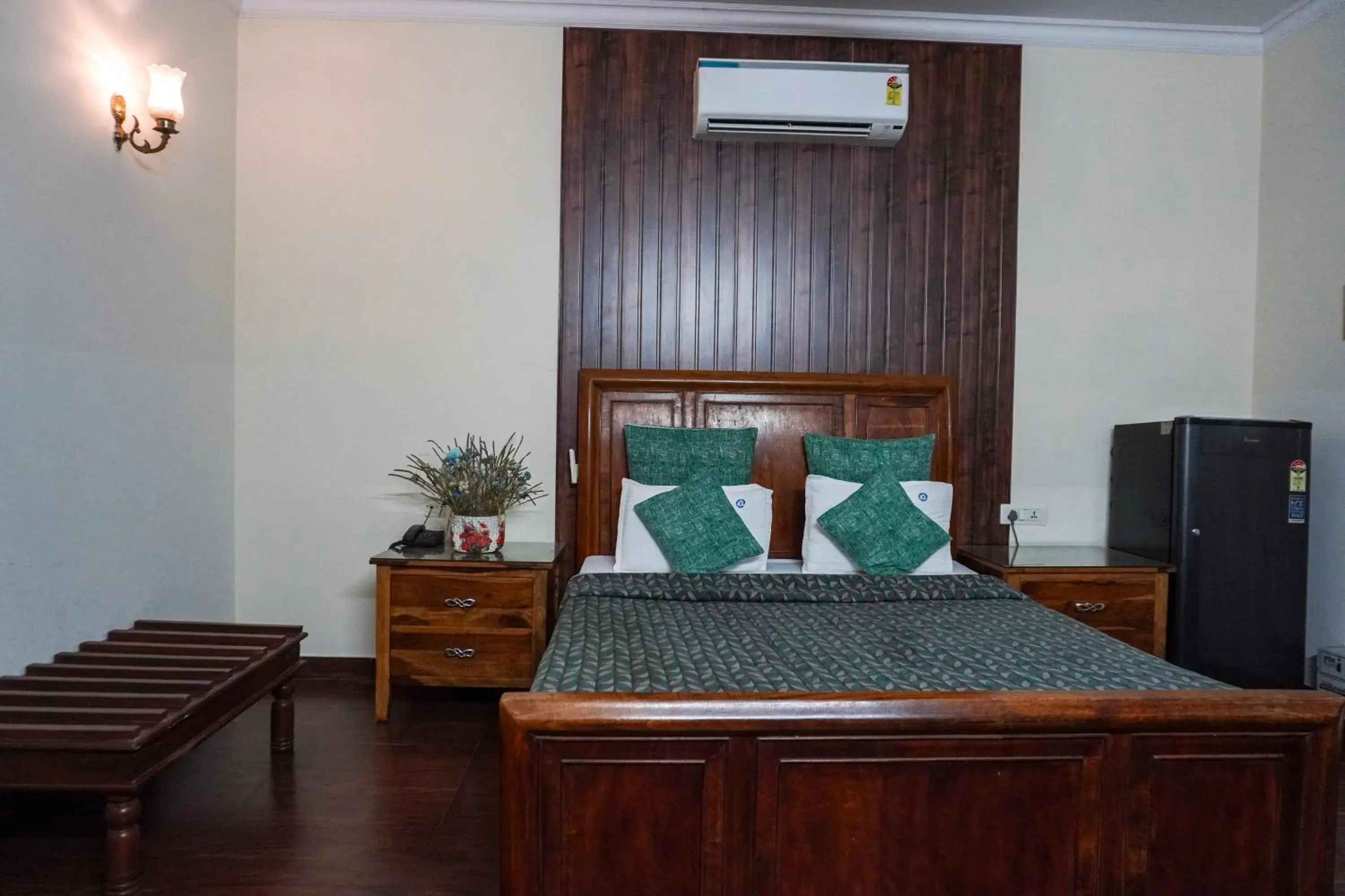 Bedroom, Bed in Perch Arbor Suites Bedroom, Bed in Perch Arbor Suites