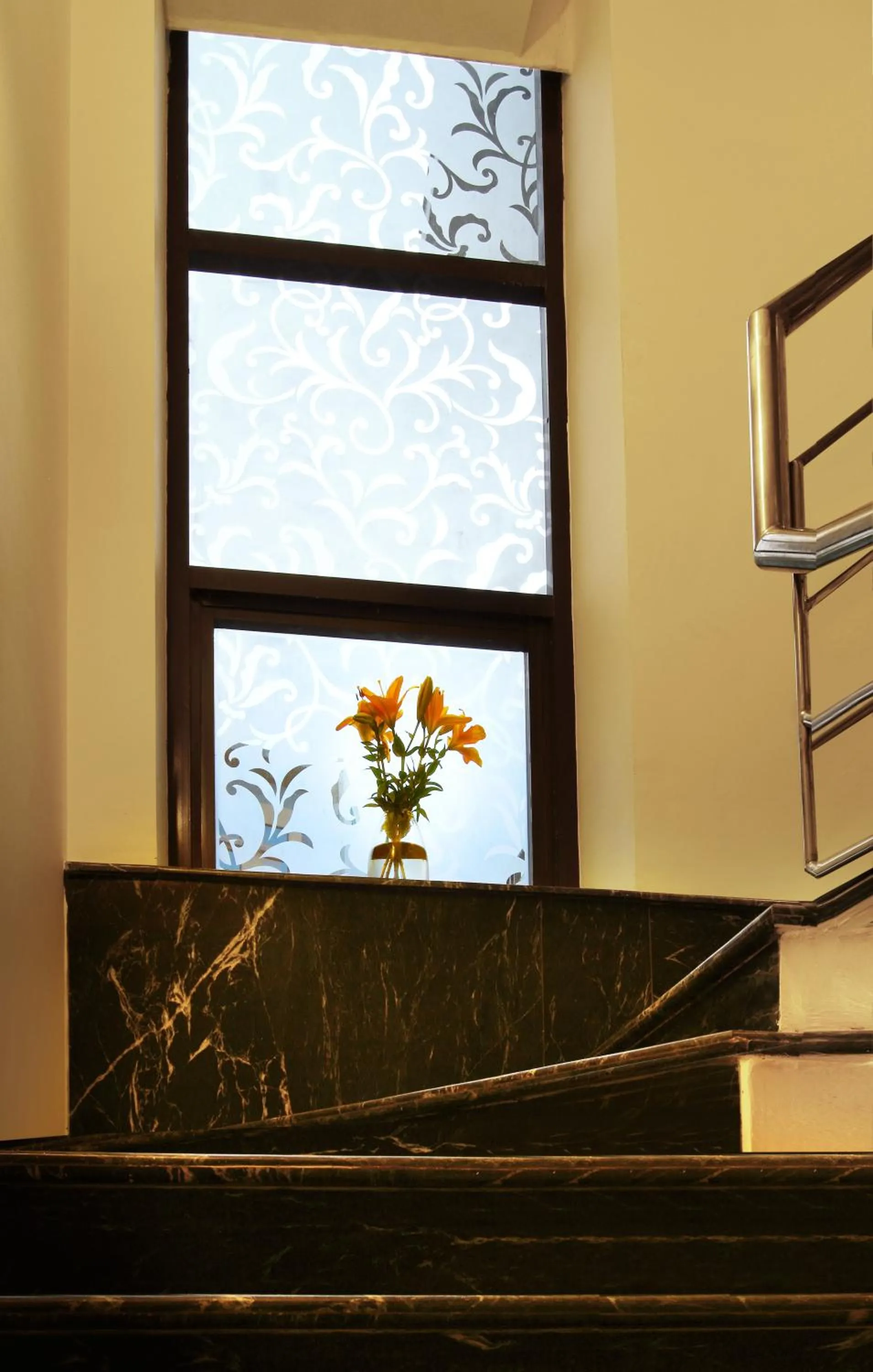 Property building in Perch Arbor Suites