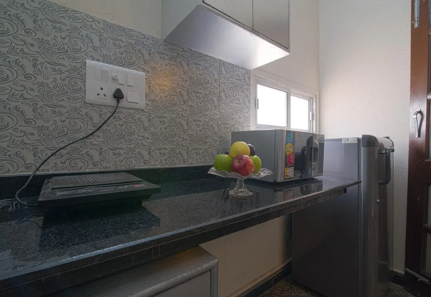 Kitchen or kitchenette in Perch Arbor Suites Kitchen or kitchenette in Perch Arbor Suites