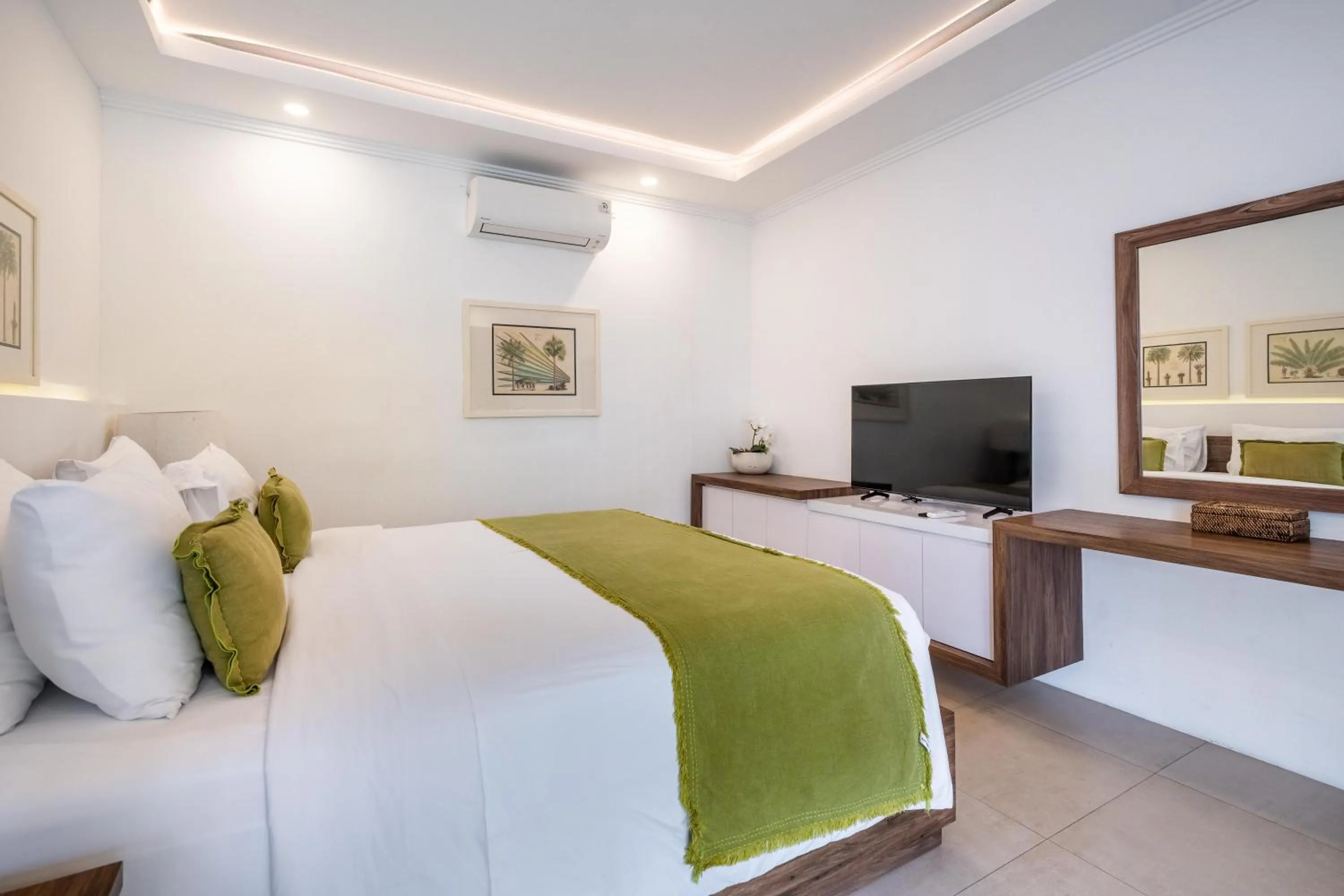 Bedroom, Bed in Vienna Villas by Great Bali Villas