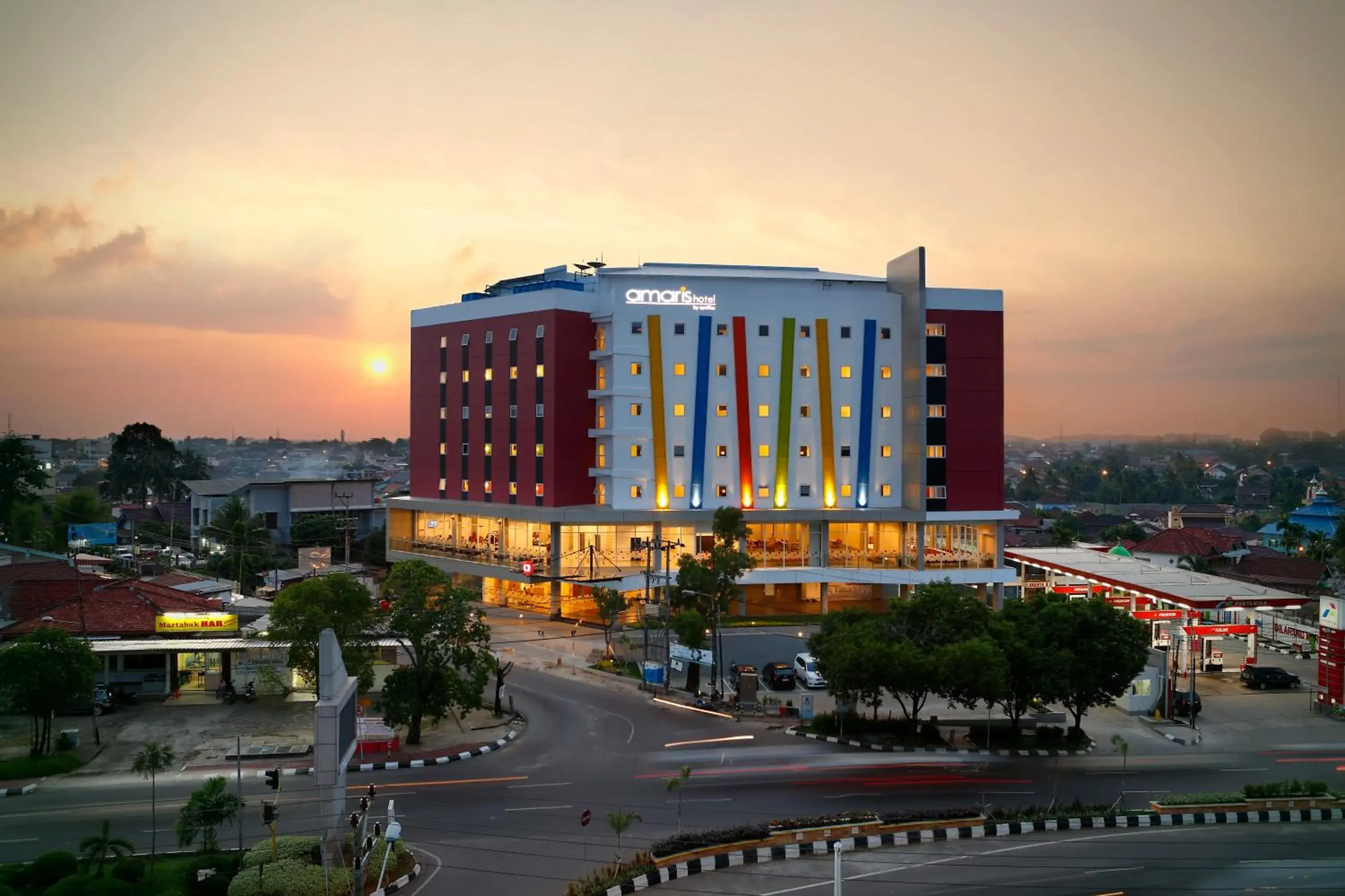 Facade/entrance in Amaris Hotel Palembang Facade/entrance in Amaris Hotel Palembang