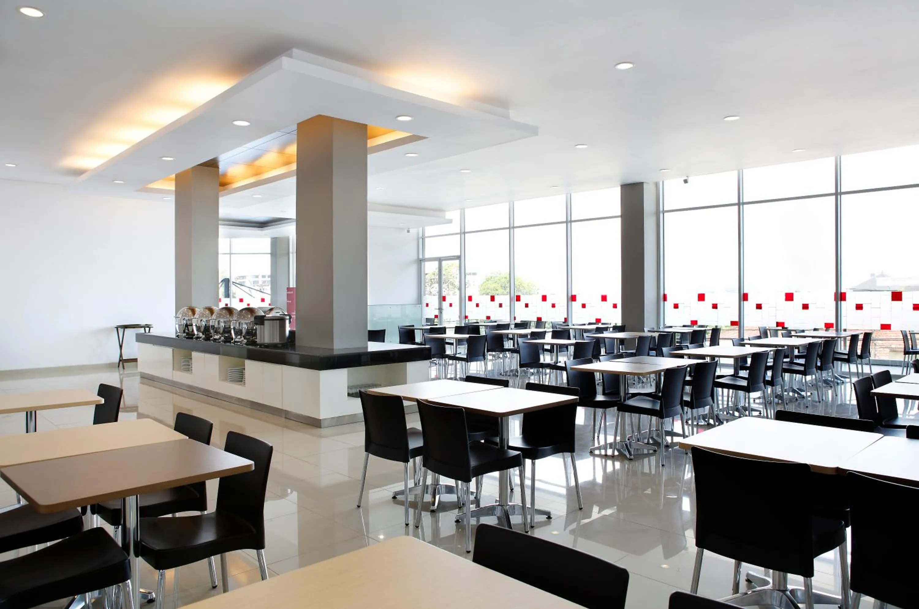 Restaurant/places to eat in Amaris Hotel Palembang