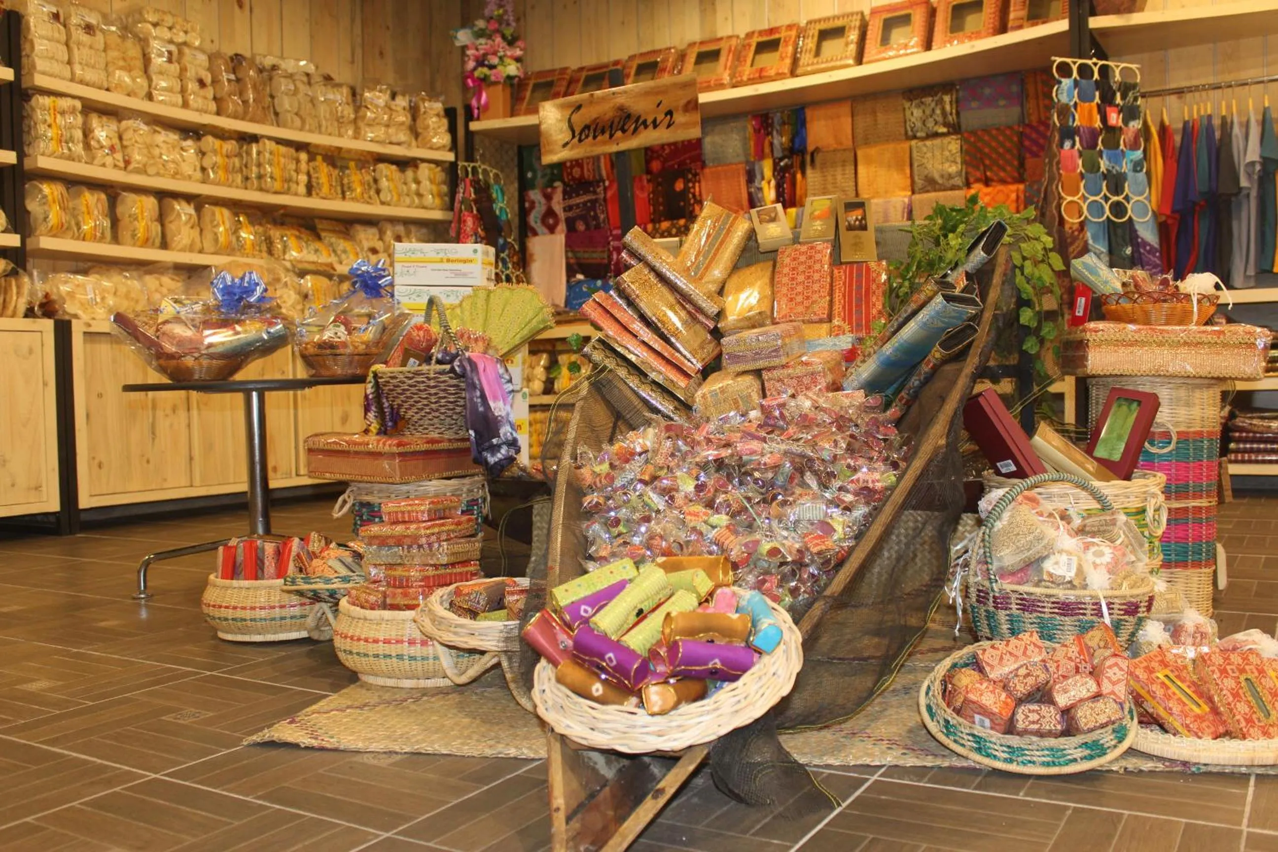 Supermarket/grocery shop in Amaris Hotel Palembang