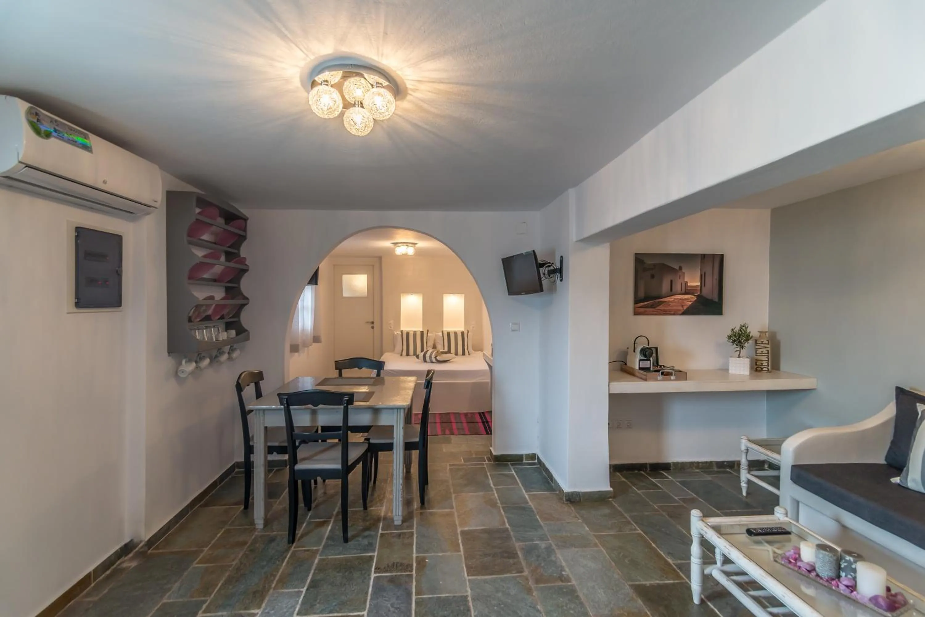 Living room in Eiriana Luxury Suites