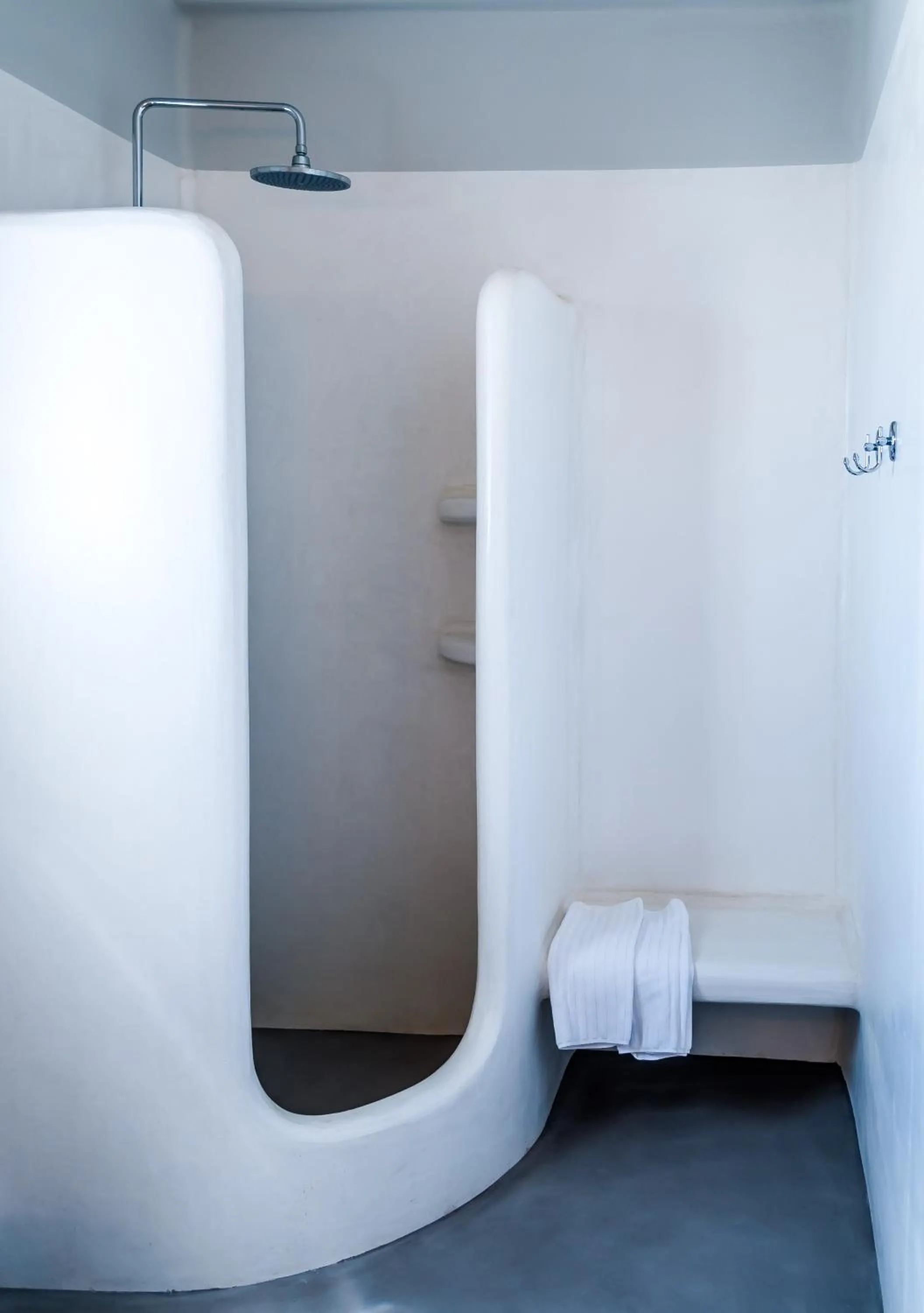 Bathroom, Bed in Eiriana Luxury Suites