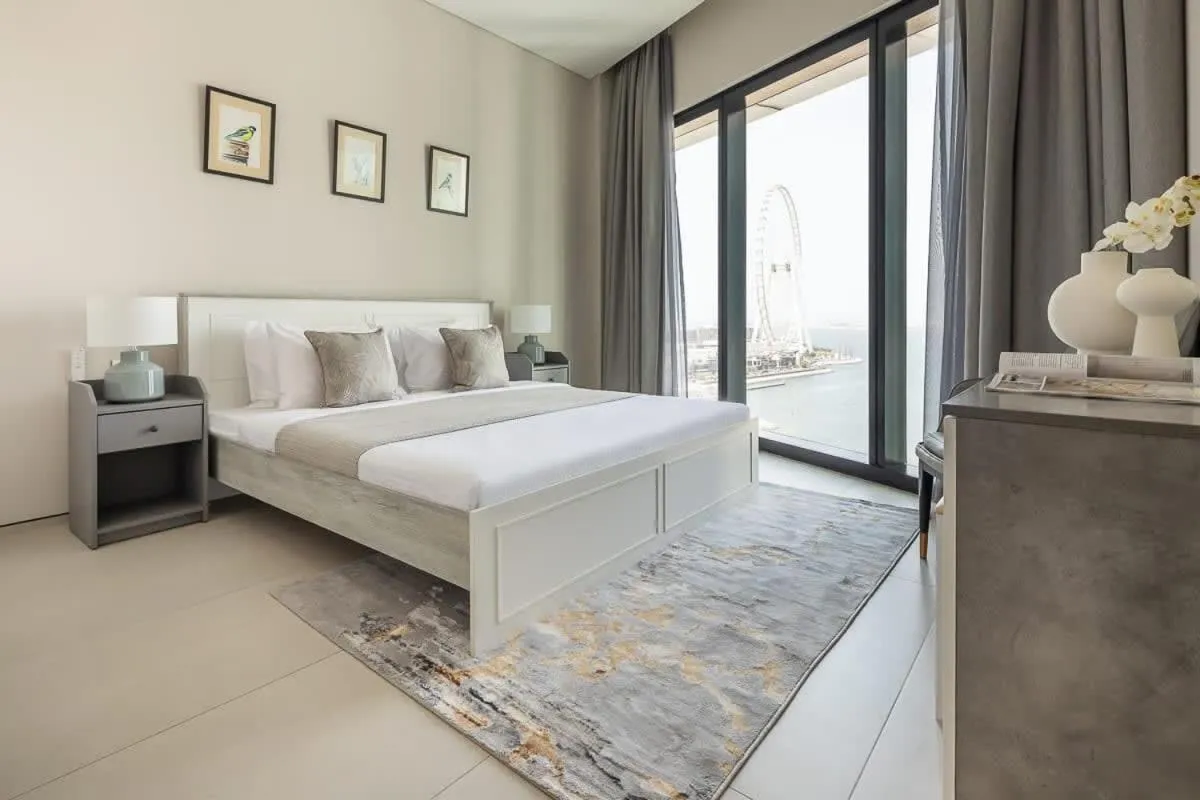 Bed in Frank Porter - The Address JBR
