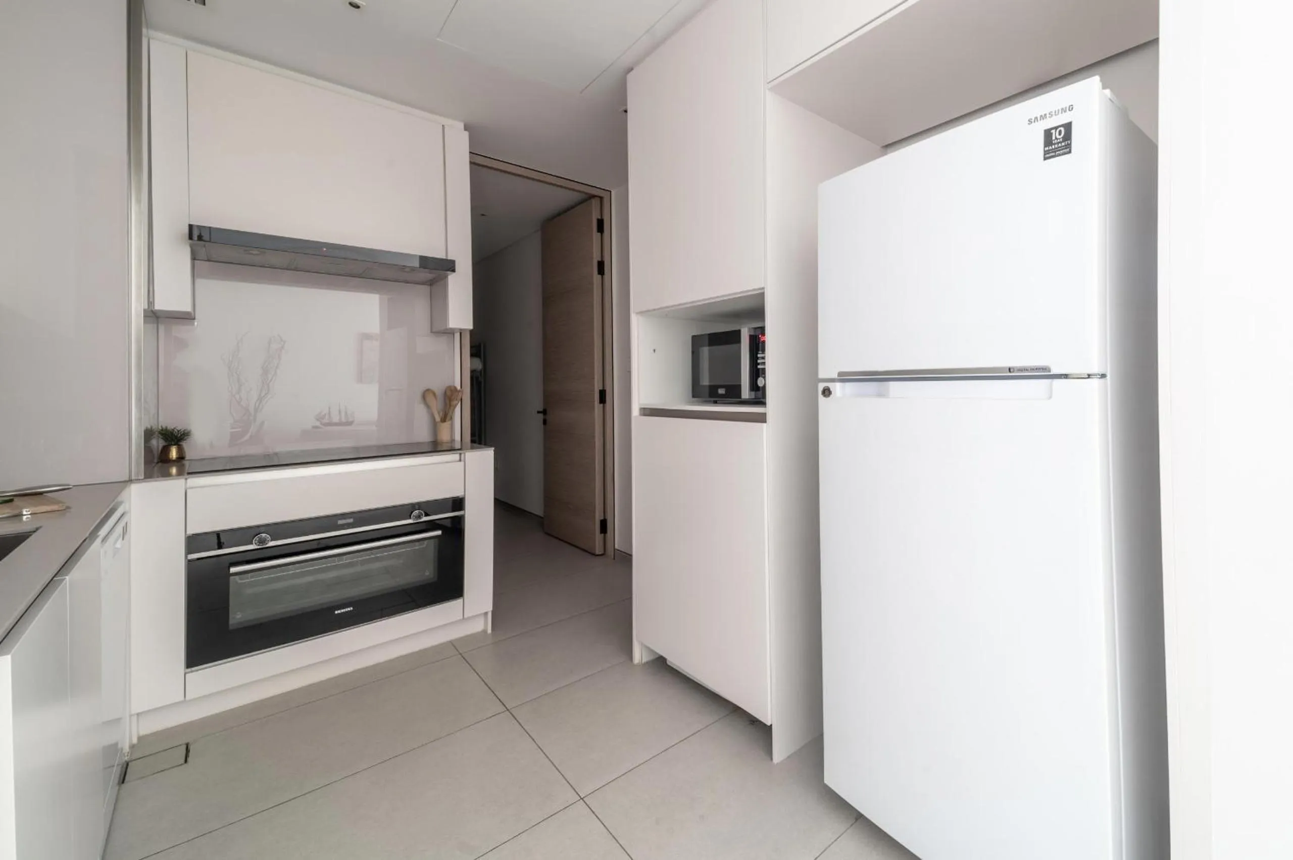 Bathroom in Frank Porter - The Address JBR