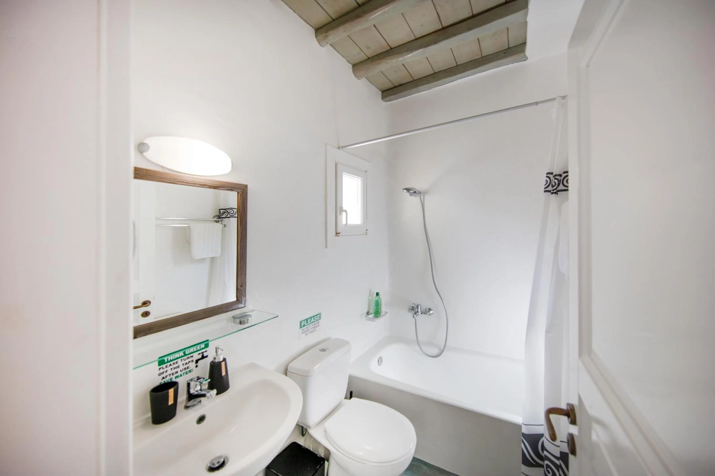 Bathroom in Villas Kappas