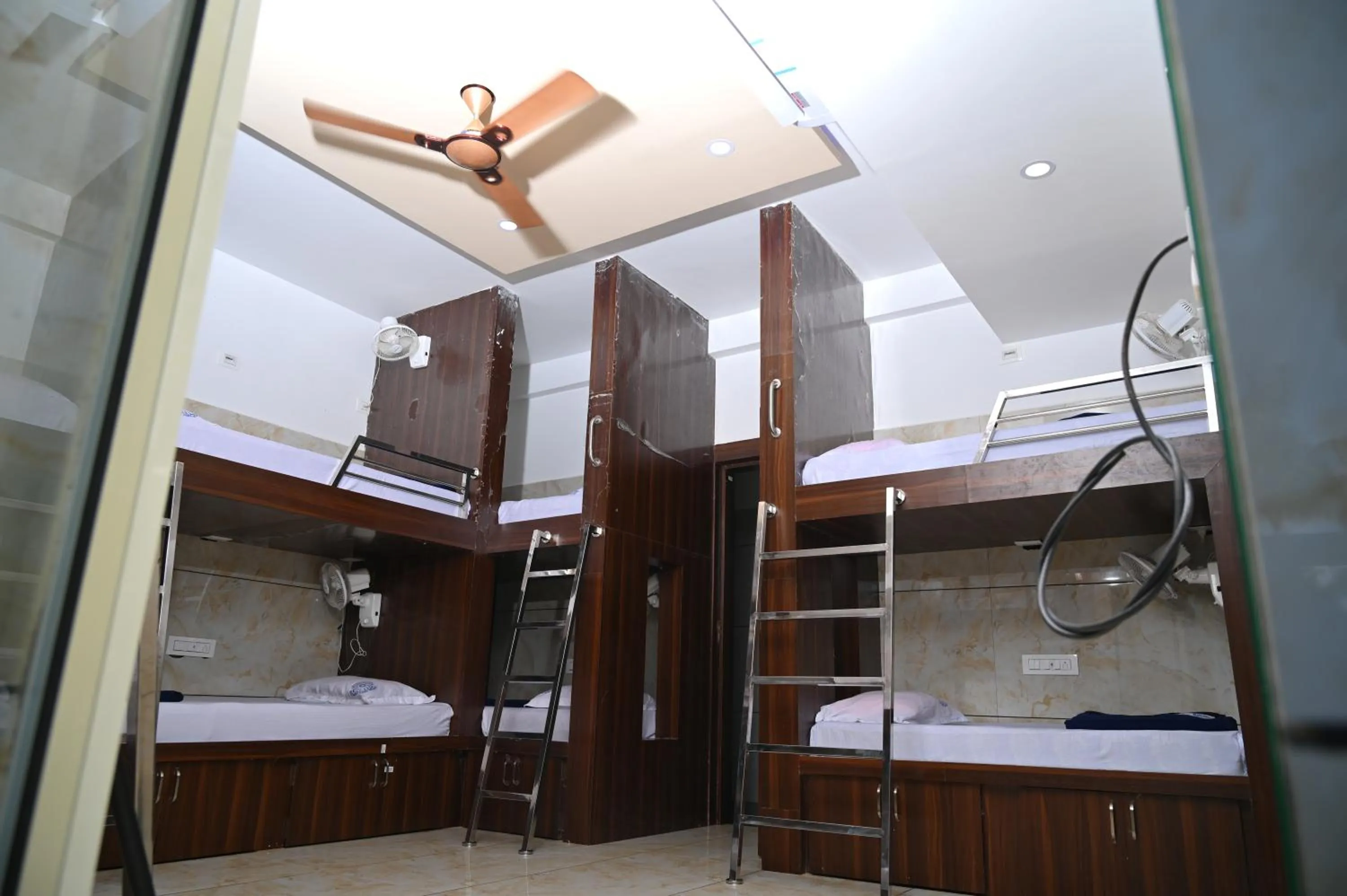 bunk bed, Bed in Blue Pearl Beach Guest House