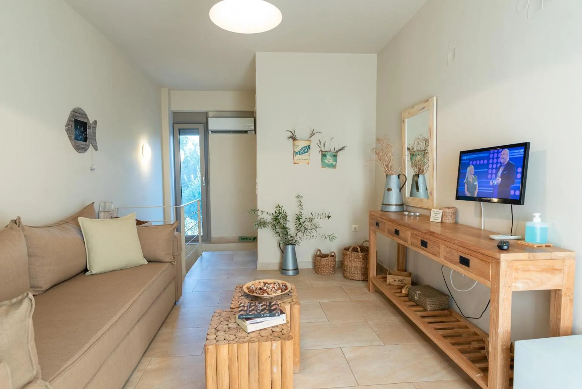 Apartment - Split Level in Aelia Home Suites