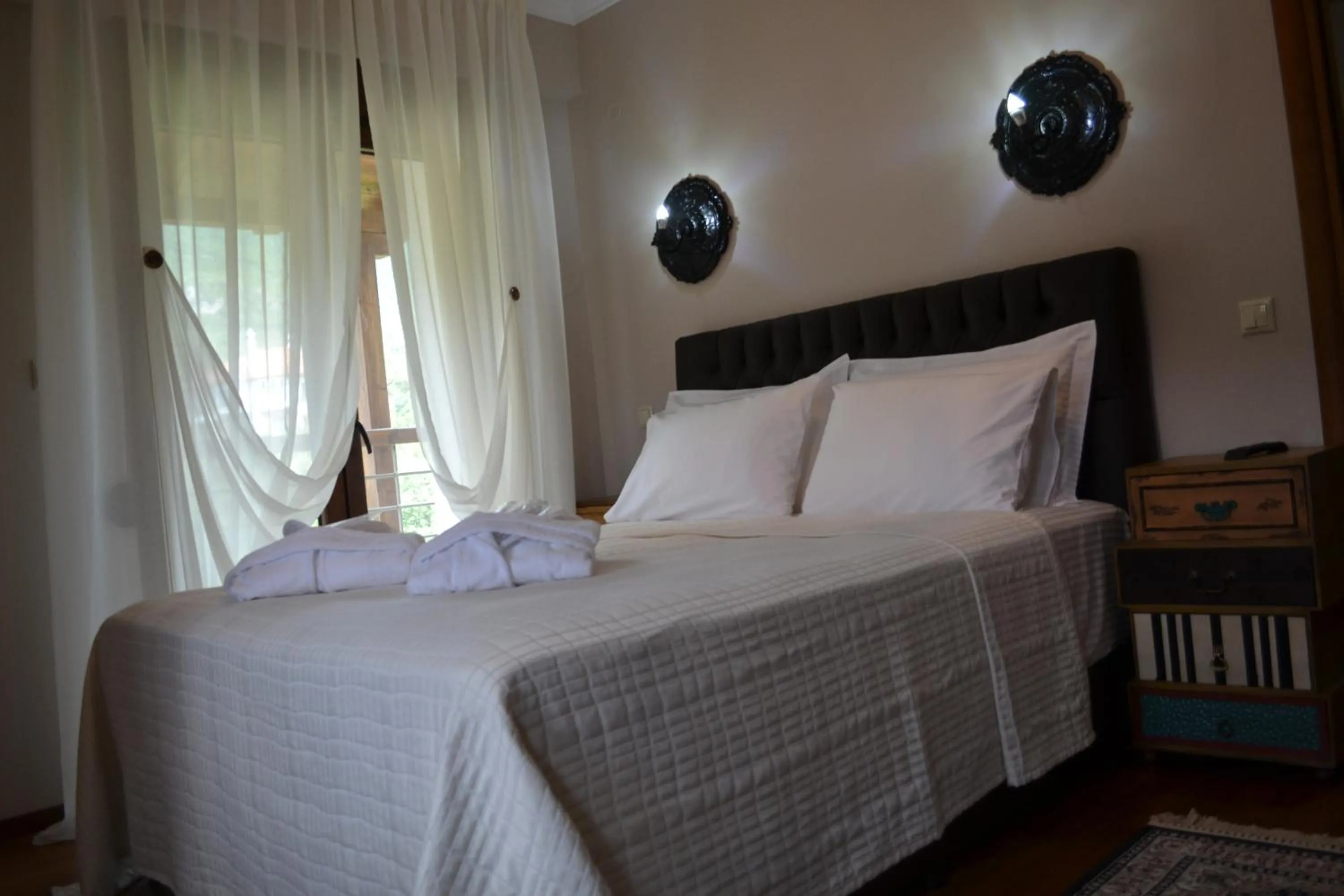 Bedroom, Bed in Evmorfes Villas