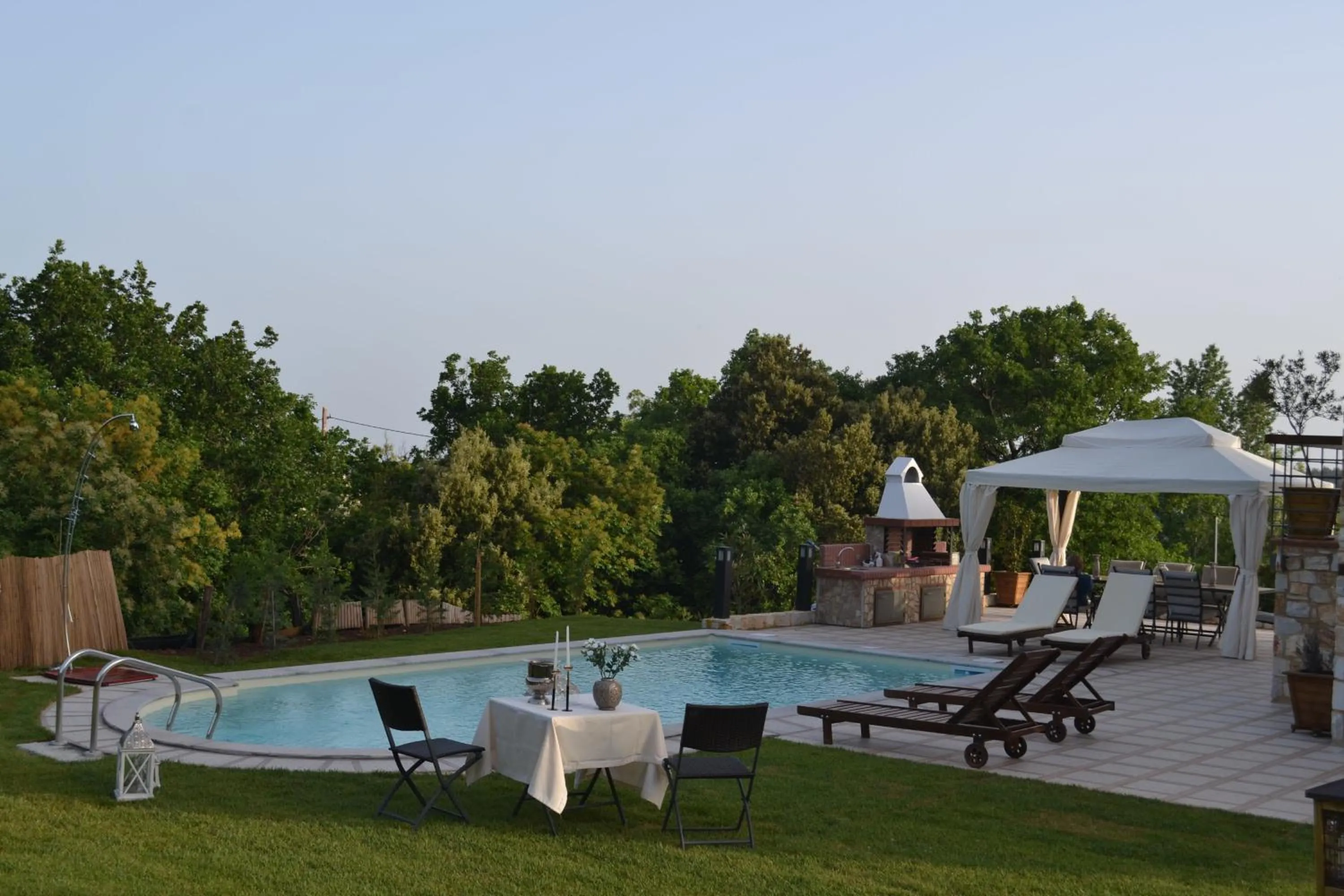  in Evmorfes Villas