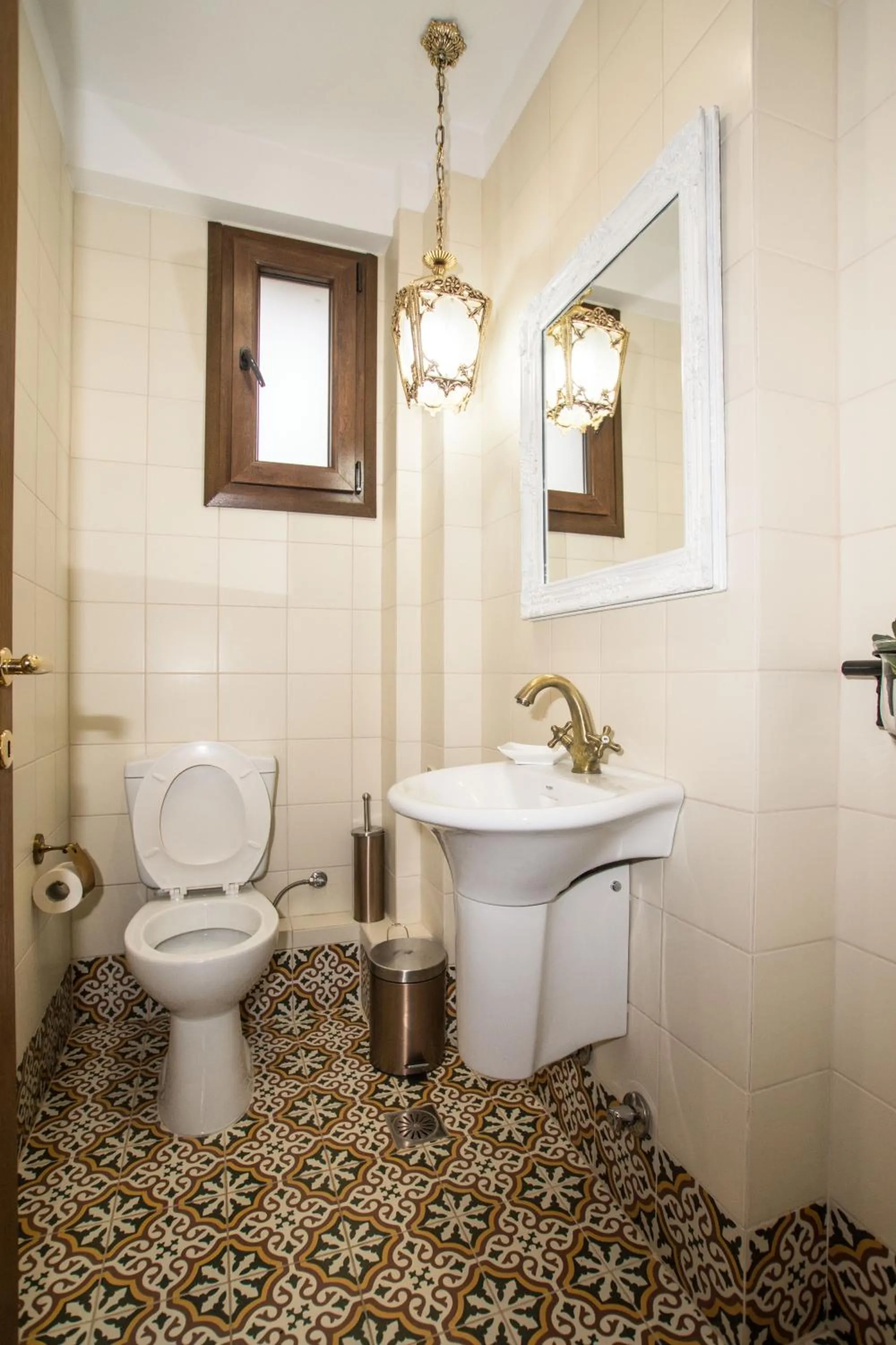 Bathroom in Evmorfes Villas
