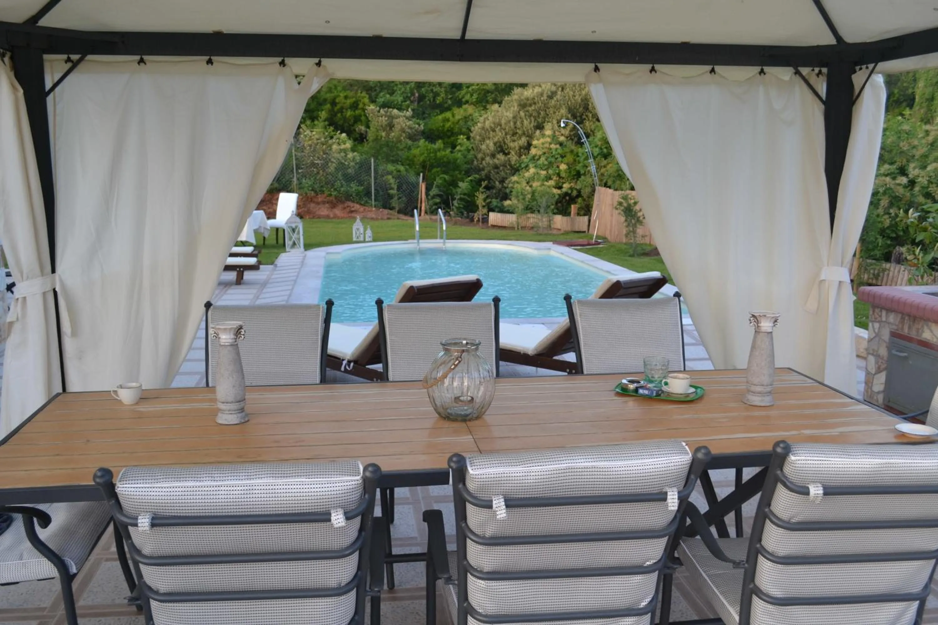 BBQ facilities in Evmorfes Villas