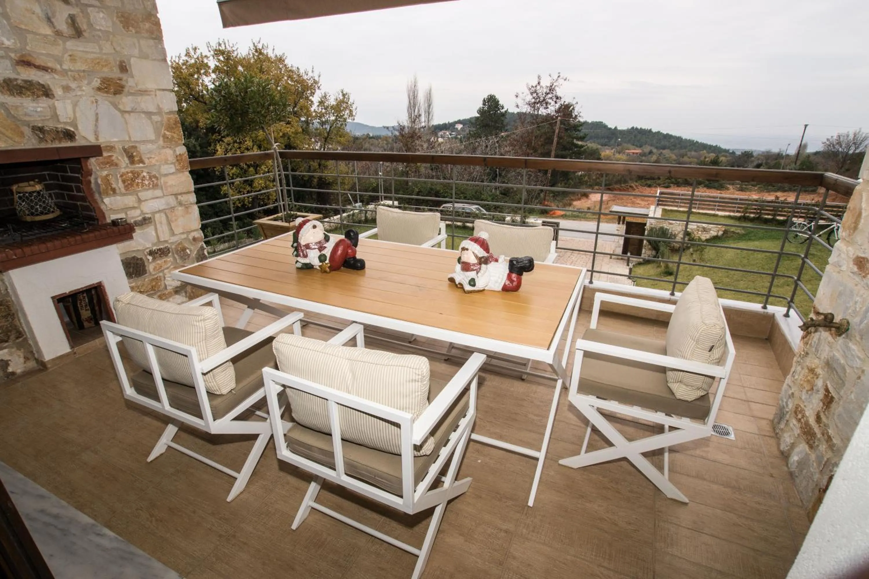 Balcony/Terrace in Evmorfes Villas