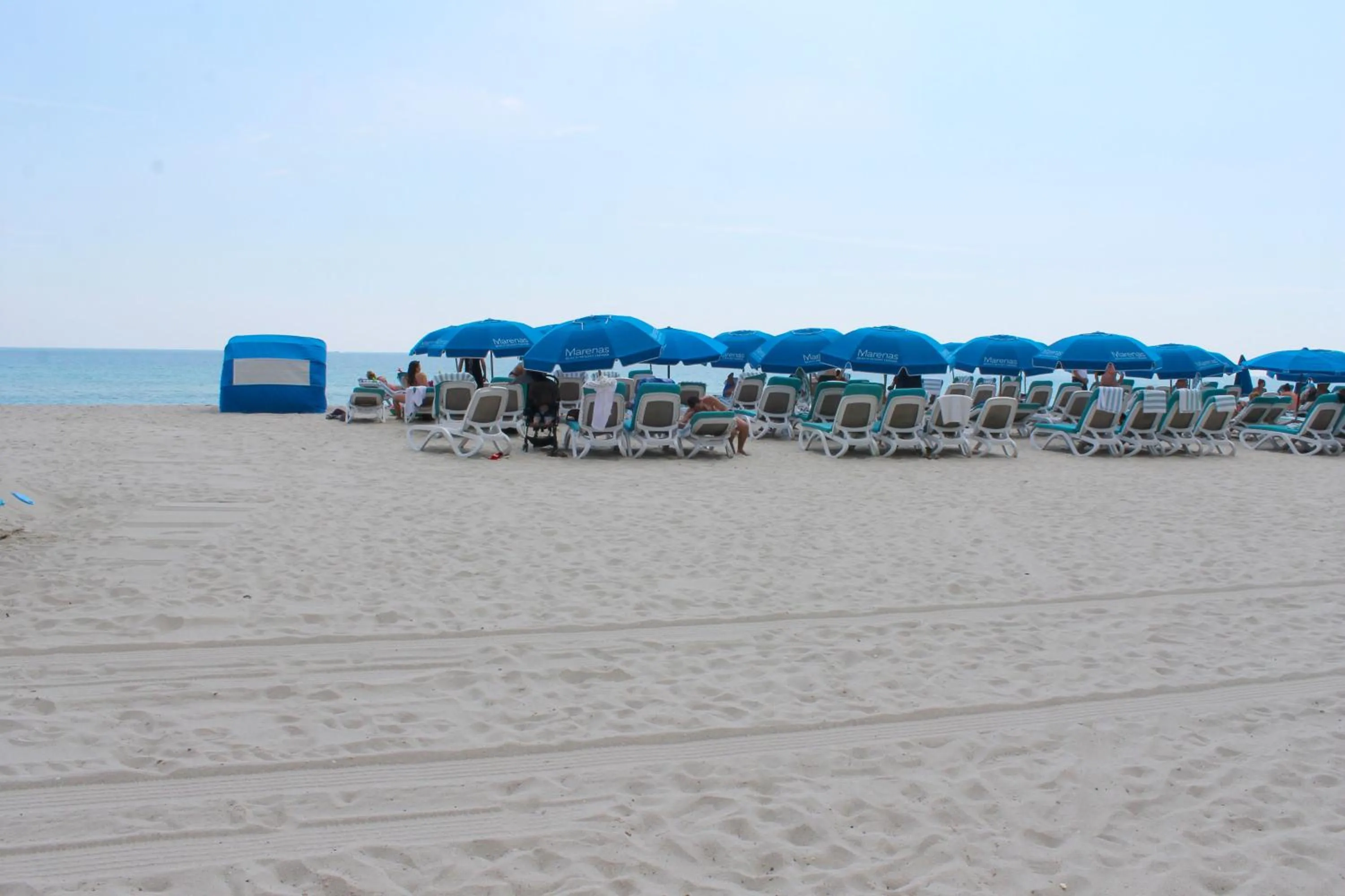 Marenas Resort PRIVATE UNIT daily refresh not included