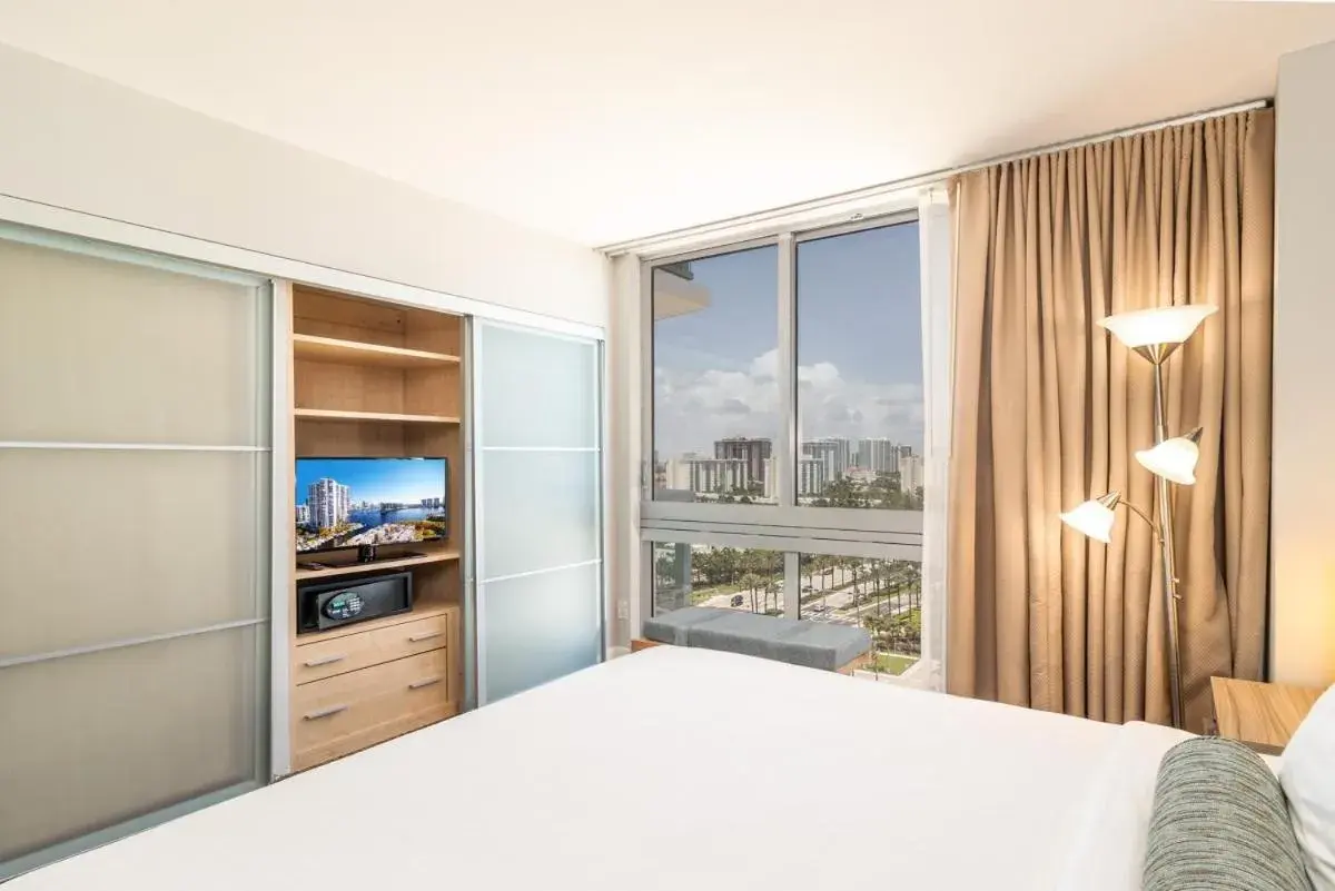 Bed in Marenas Resort PRIVATE UNIT daily refresh not included Bed in Marenas Resort PRIVATE UNIT daily refresh not included