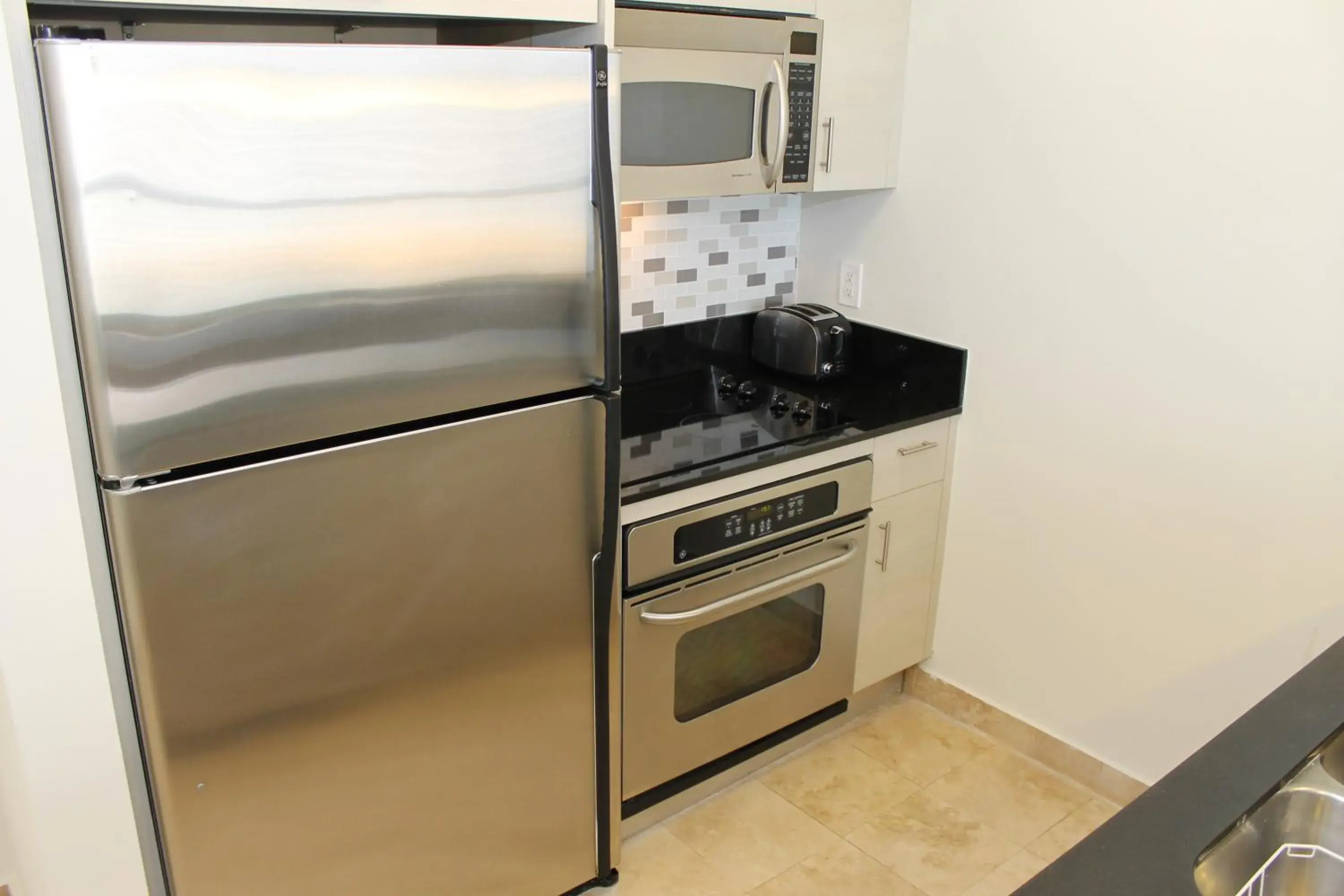 Kitchen/Kitchenette in Marenas Beach Resort