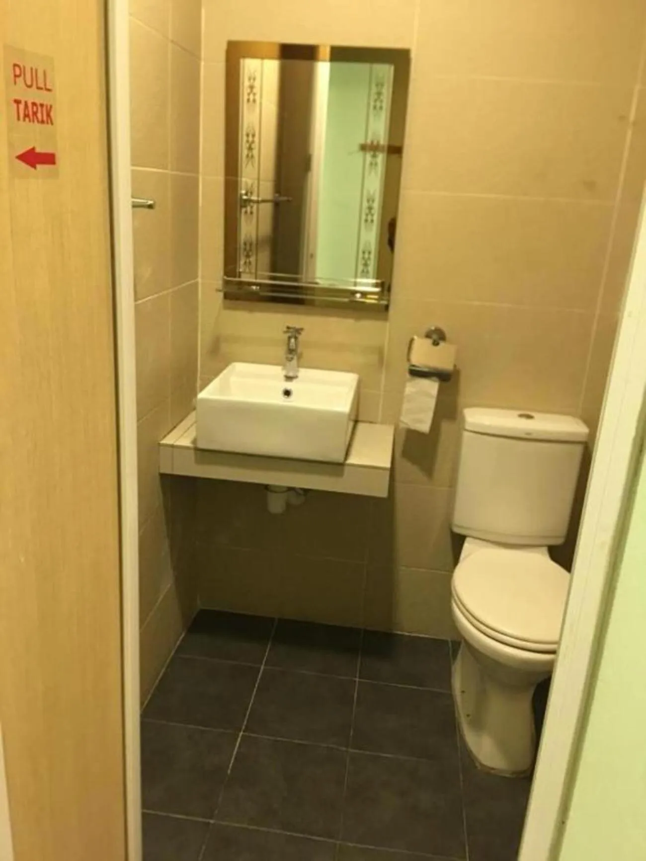 Toilet in Casa Hotel near KLIA 1