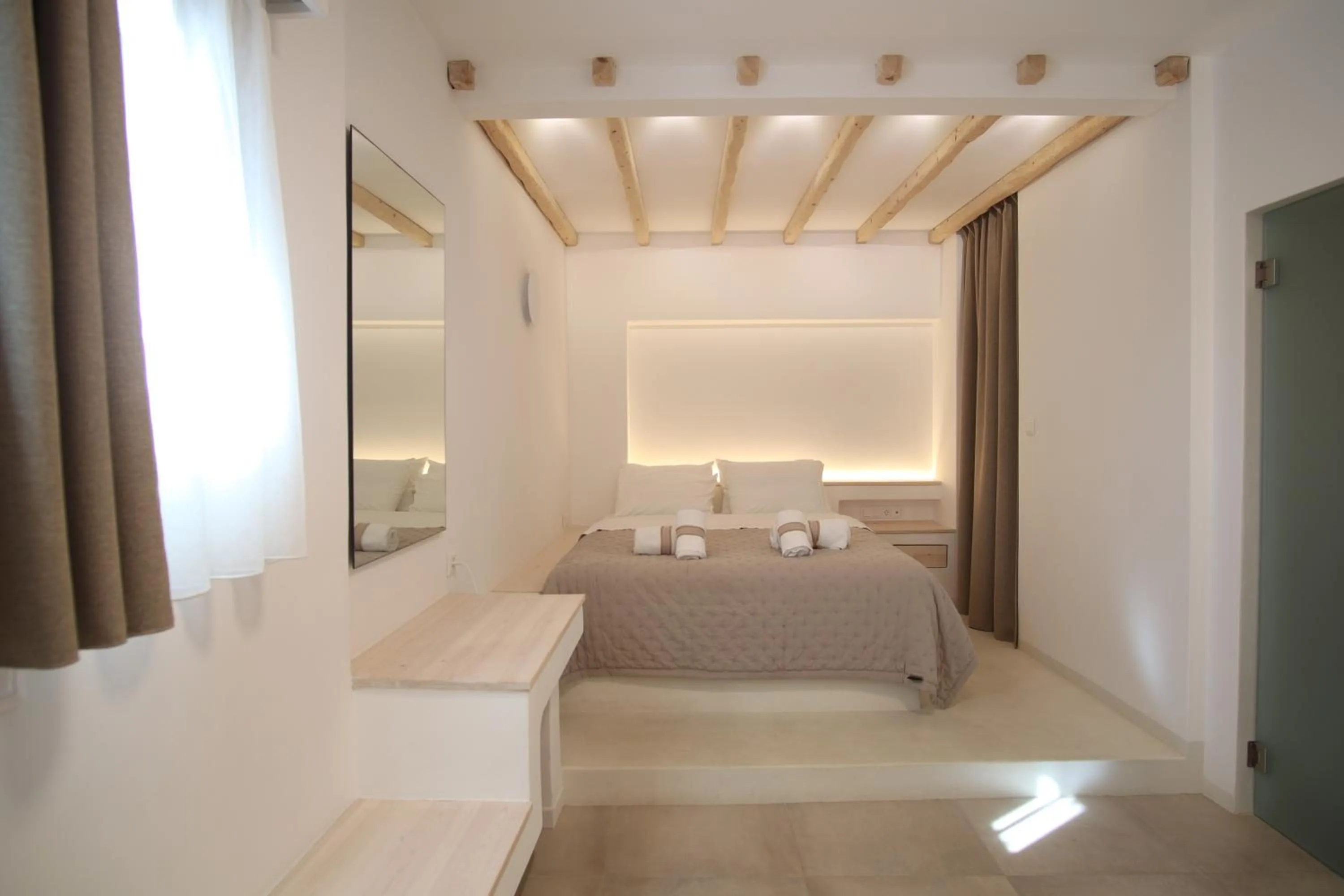 Bed in Kritikakis Village Hotel