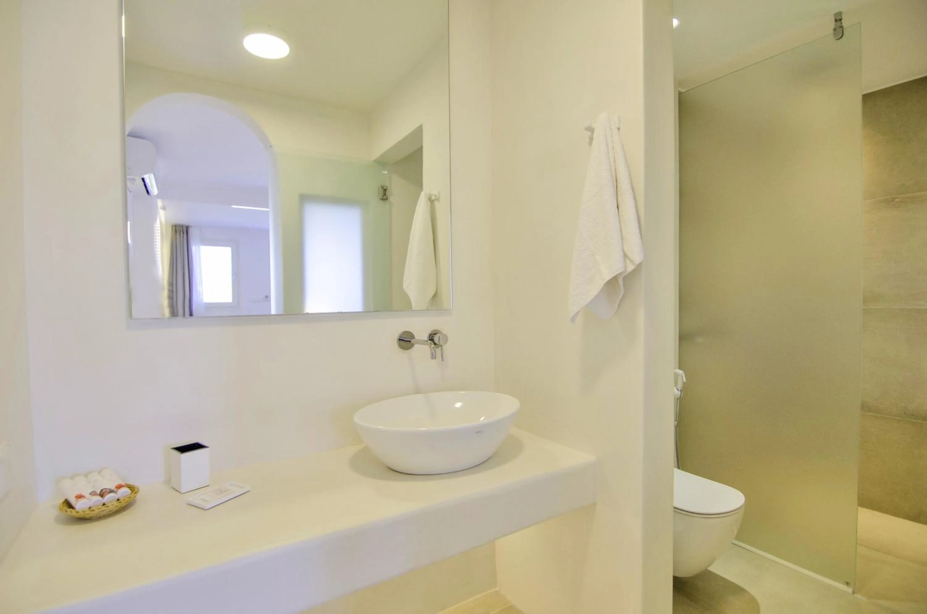 Bathroom in Kritikakis Village Hotel