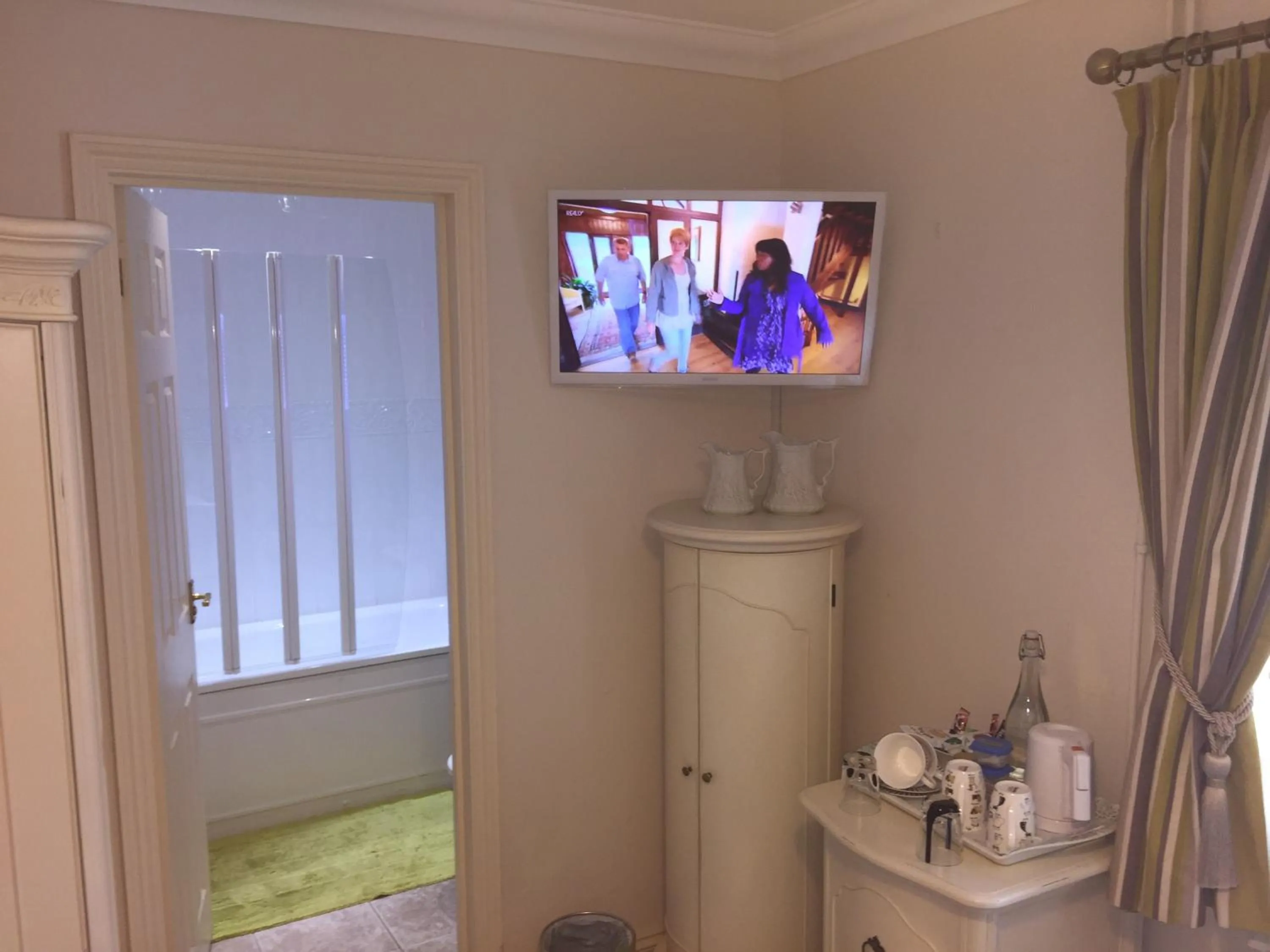 Decorative detail in Copperfields Guest House