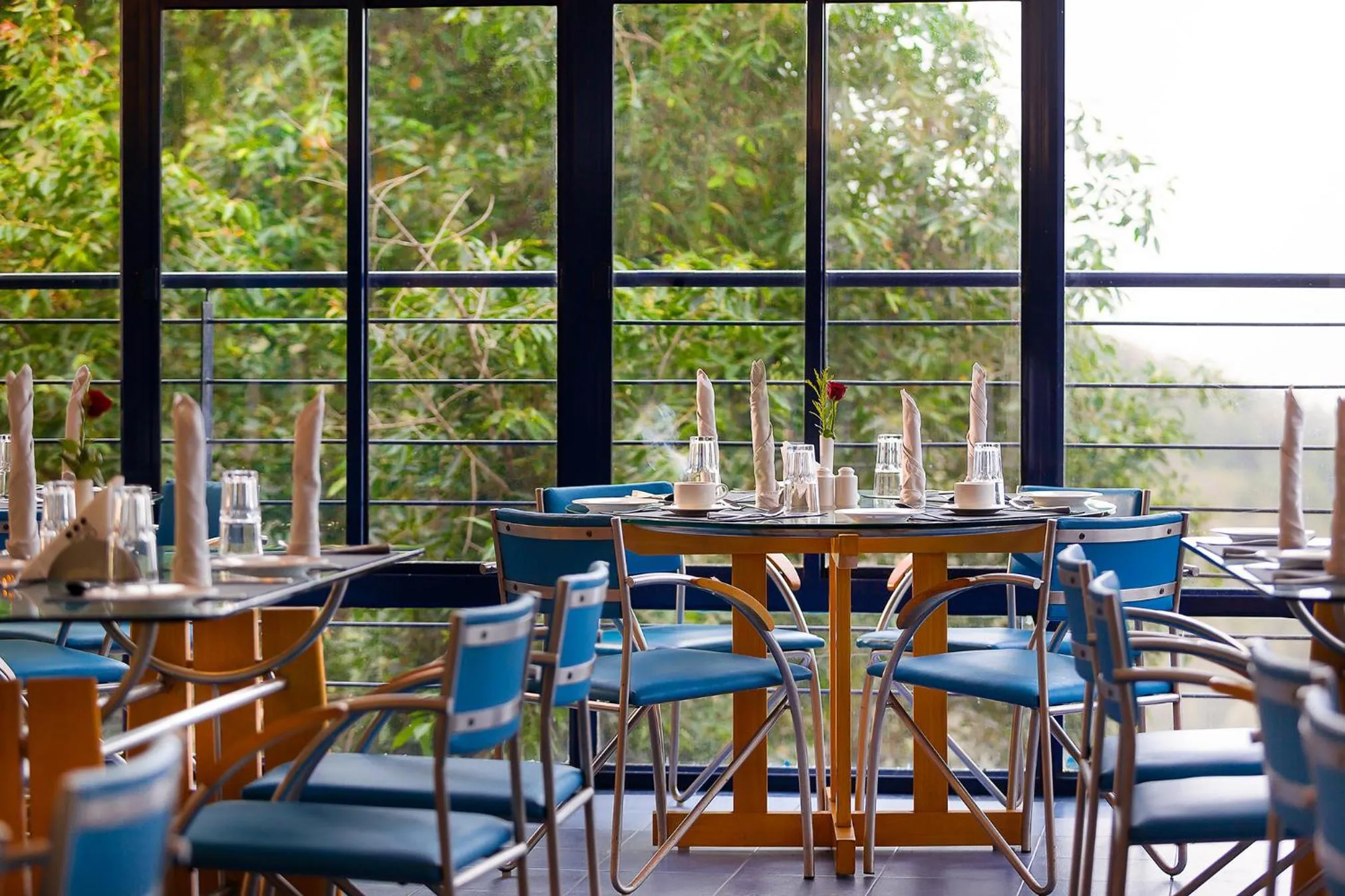 Restaurant/places to eat in GReaT Trails Yercaud by GRT Hotels