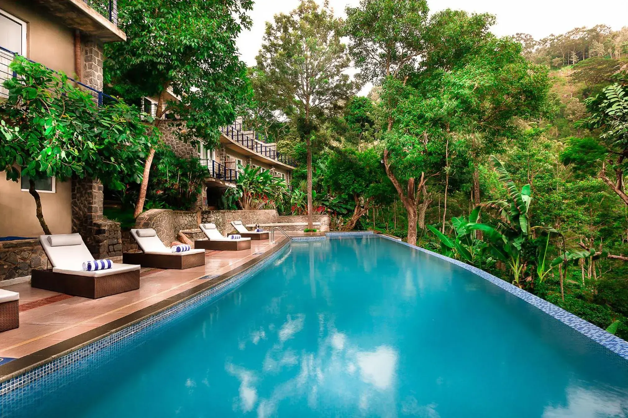 Swimming pool in GReaT Trails Yercaud by GRT Hotels Swimming pool in GReaT Trails Yercaud by GRT Hotels