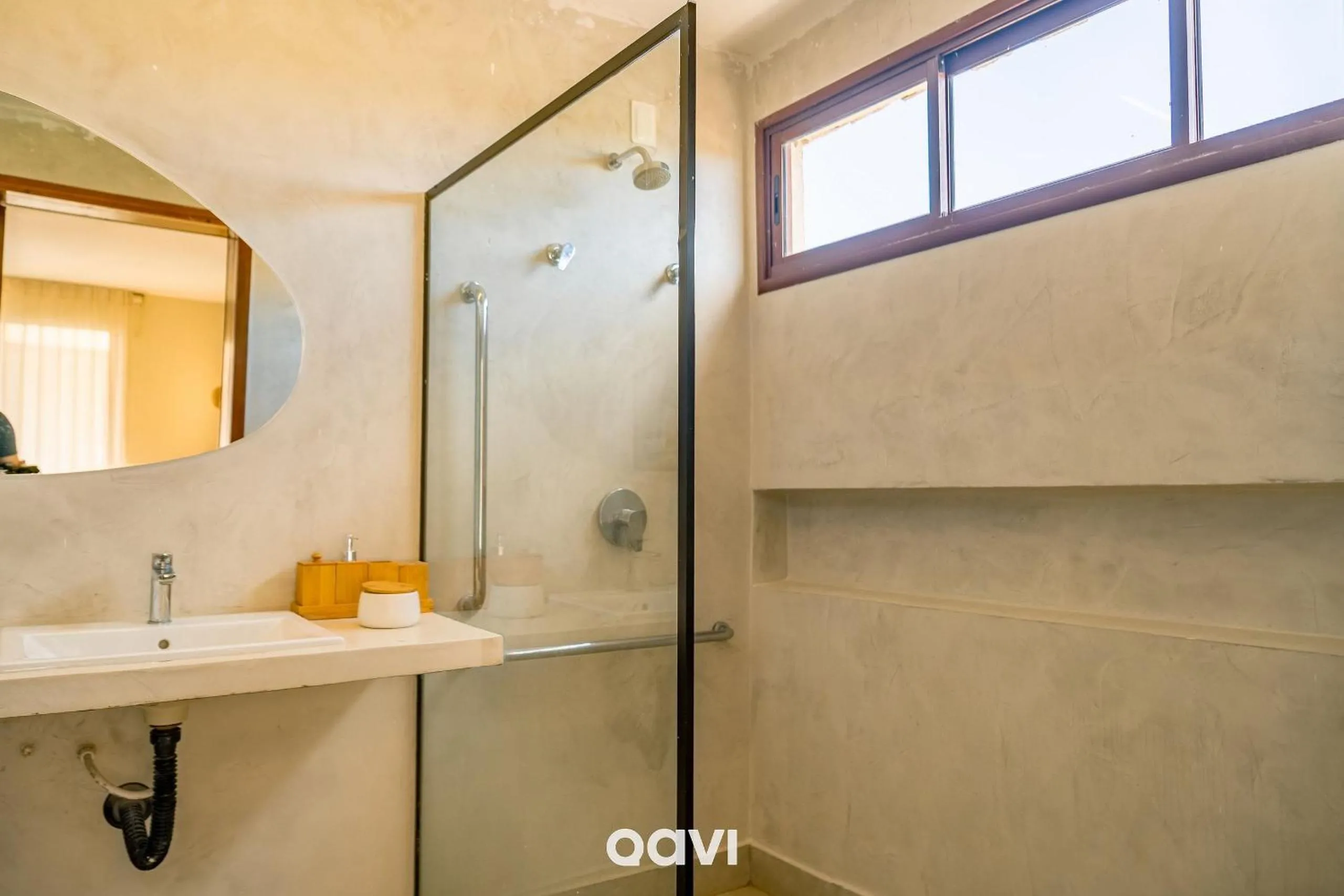 Toilet in Villa Makani no Shamballa by Qavi