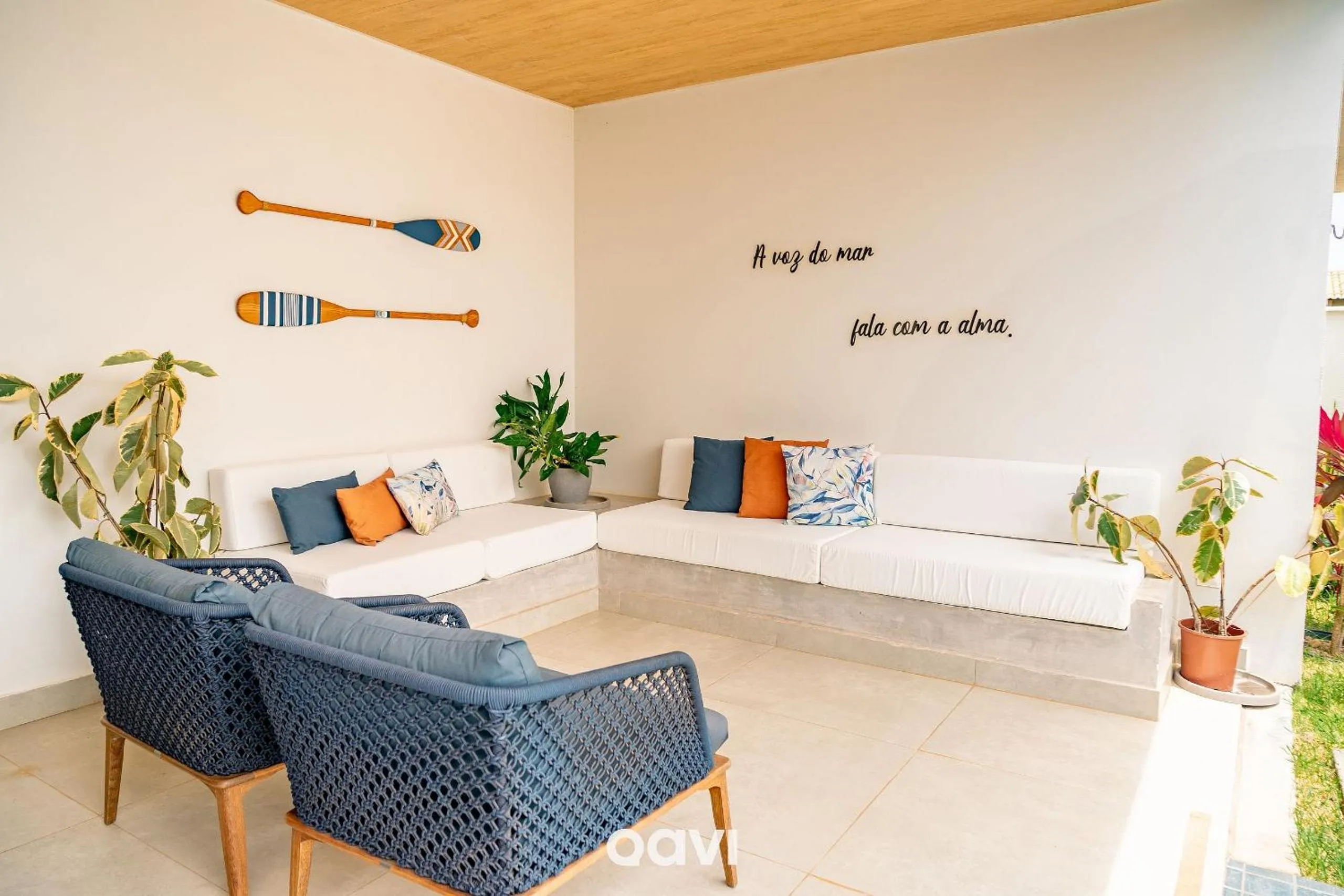 Swimming pool in Villa Makani no Shamballa by Qavi