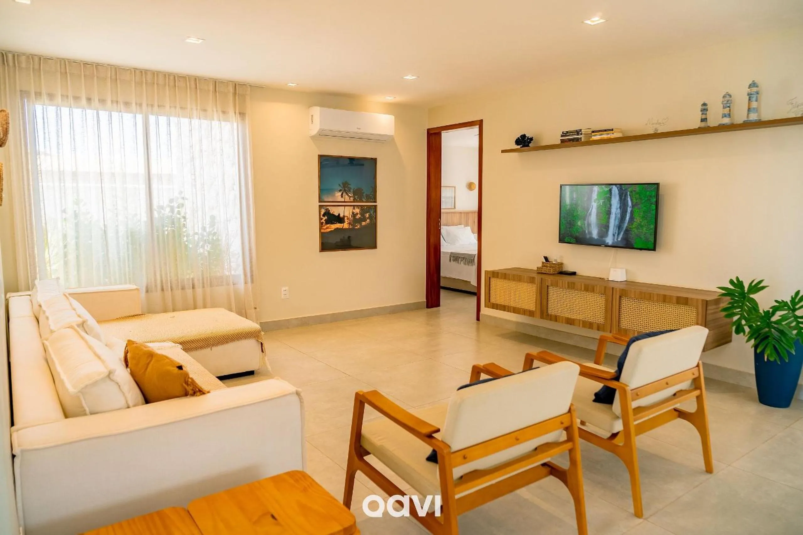 Living room in Villa Makani no Shamballa by Qavi