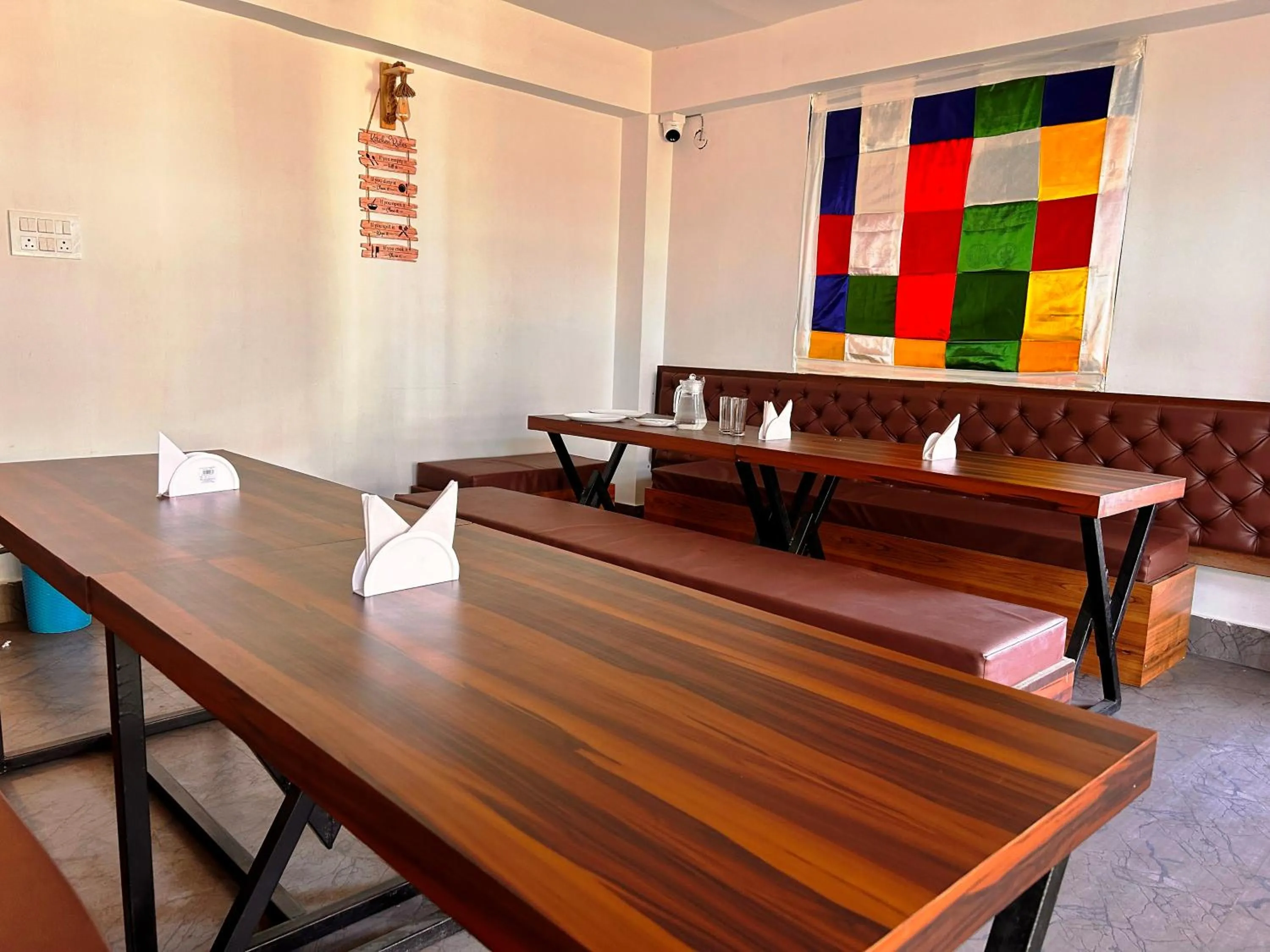 Restaurant/places to eat in DISHA SILVER PEAK Hotel