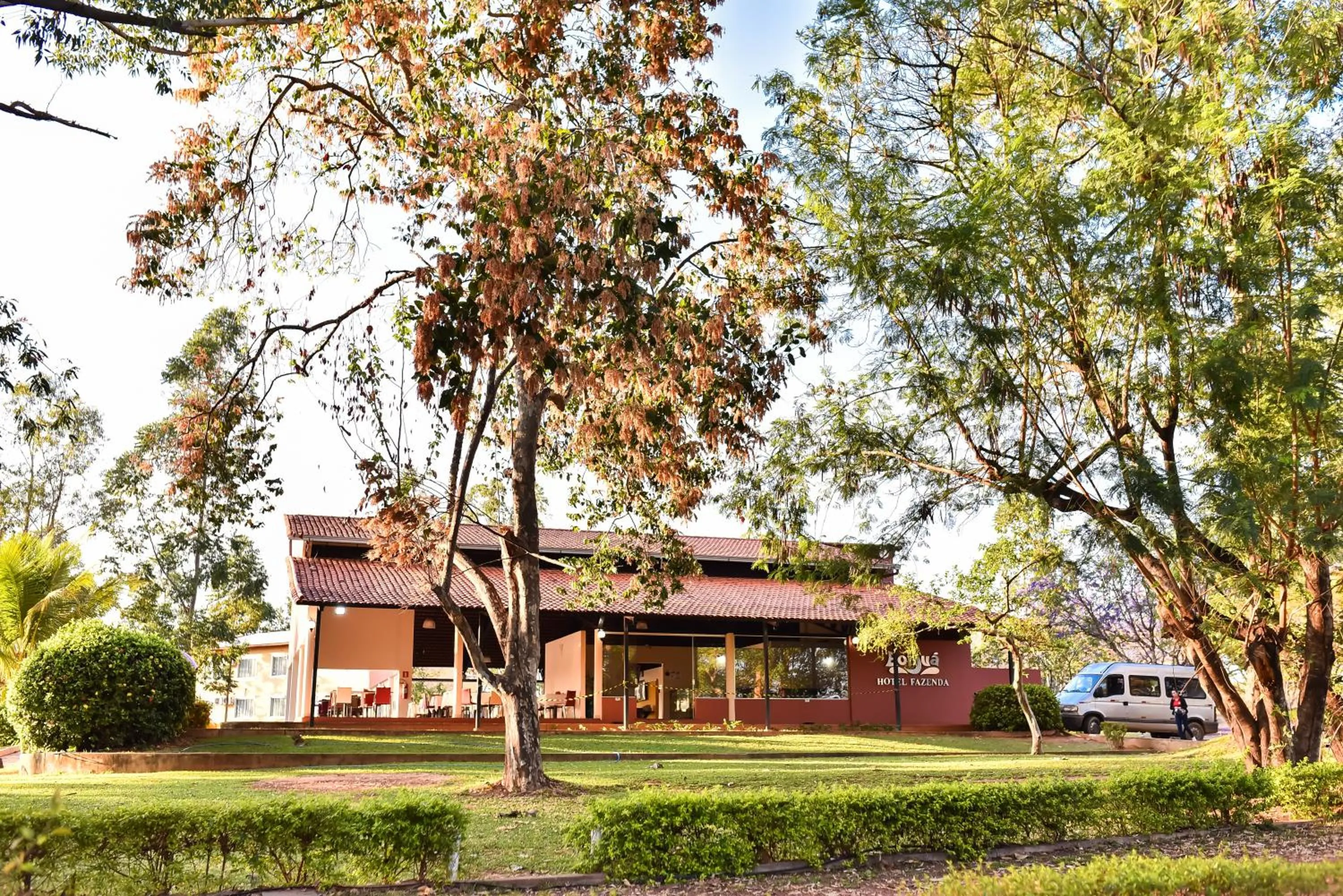 Property building in Hotel Fazenda Bonjuá