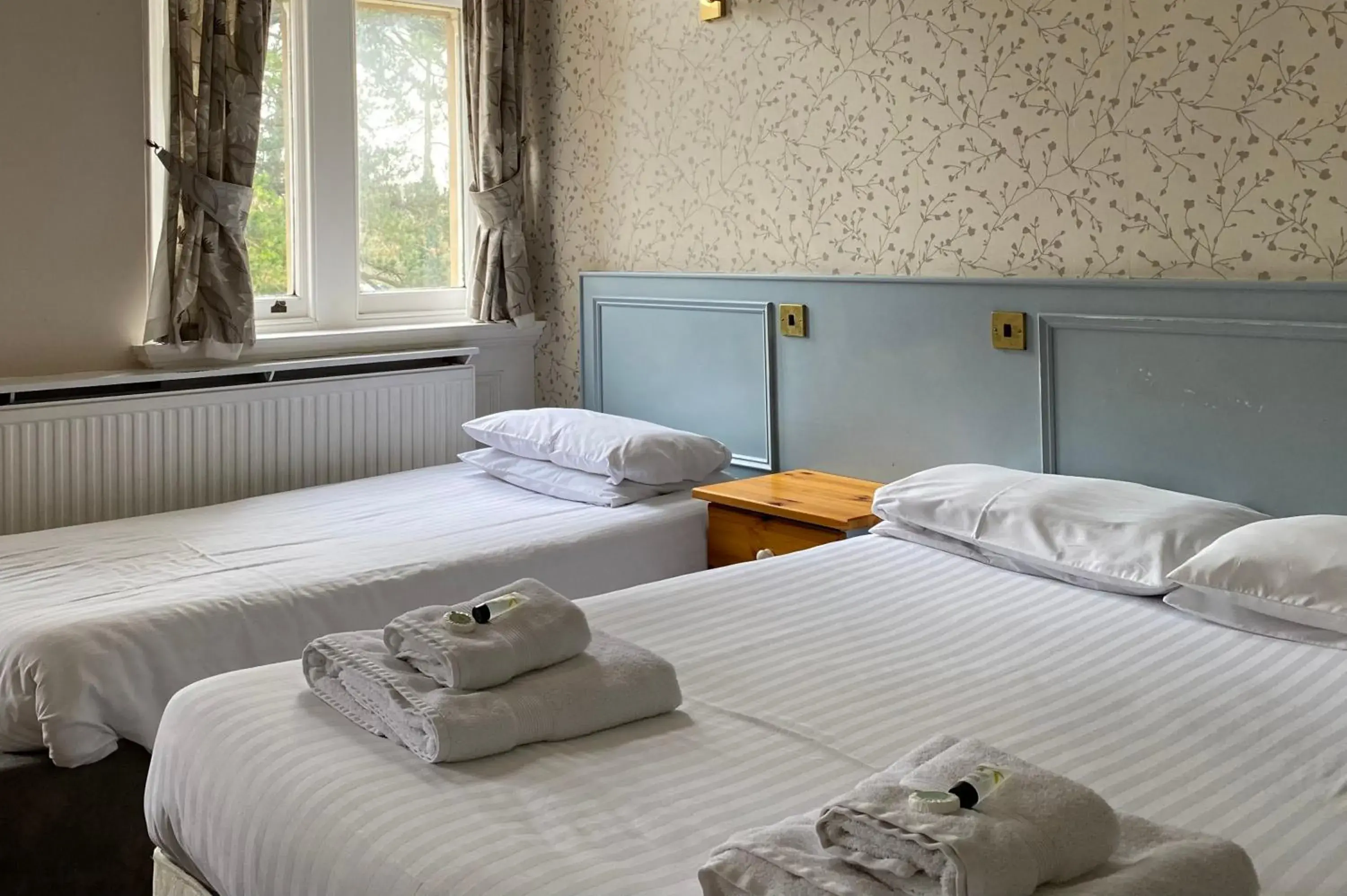 Bedroom, Bed in Fieldways Bedroom, Bed in Fieldways