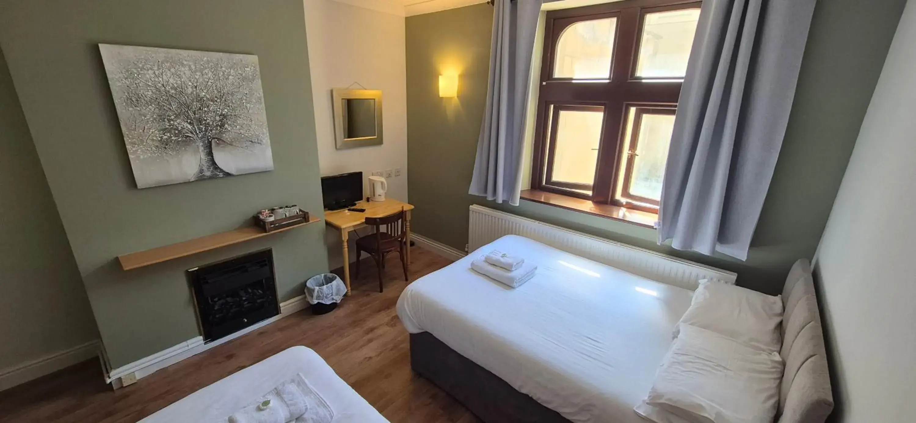 Bed in Fieldways Bed in Fieldways