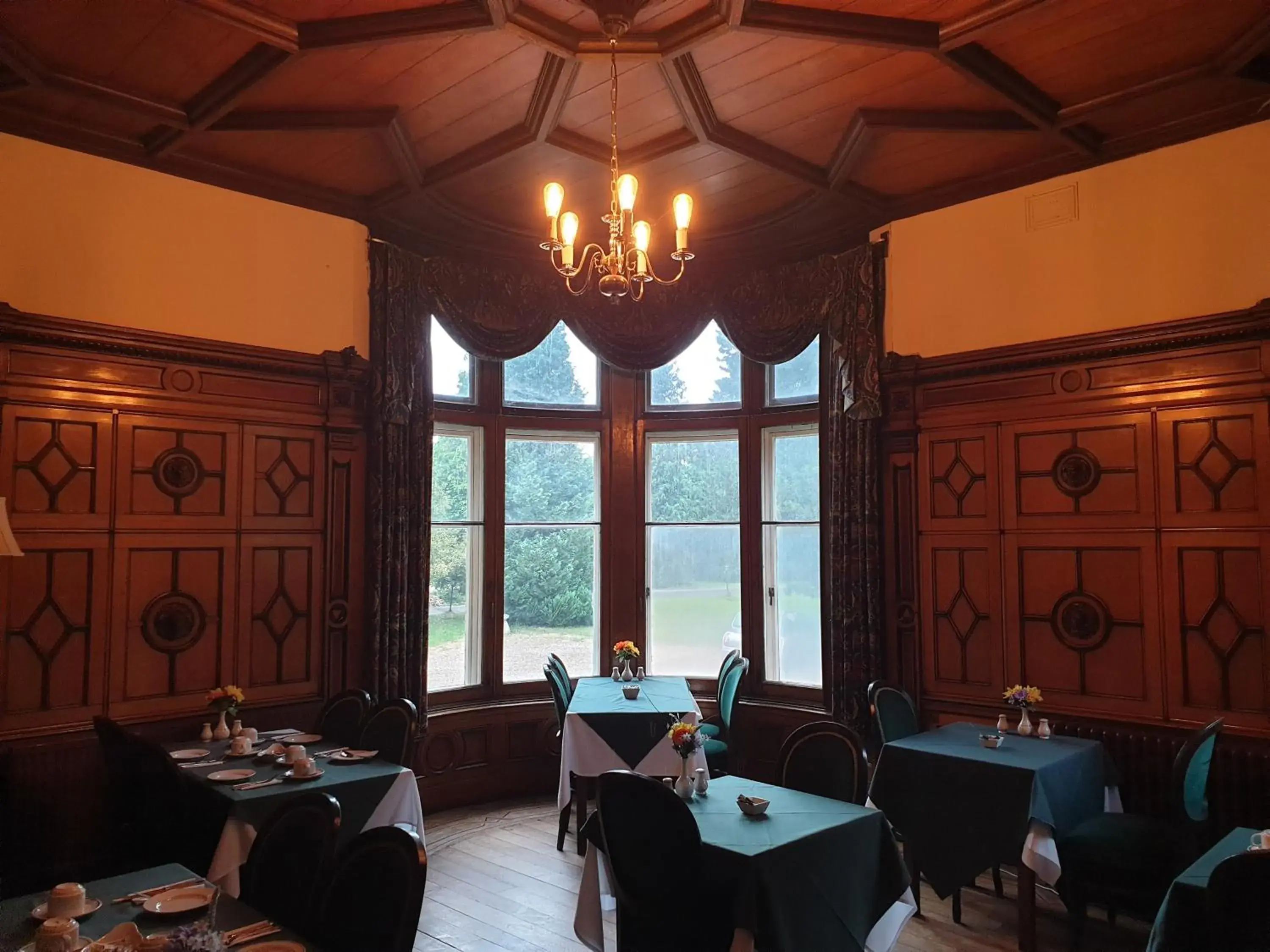 Restaurant/places to eat in Fieldways Restaurant/places to eat in Fieldways