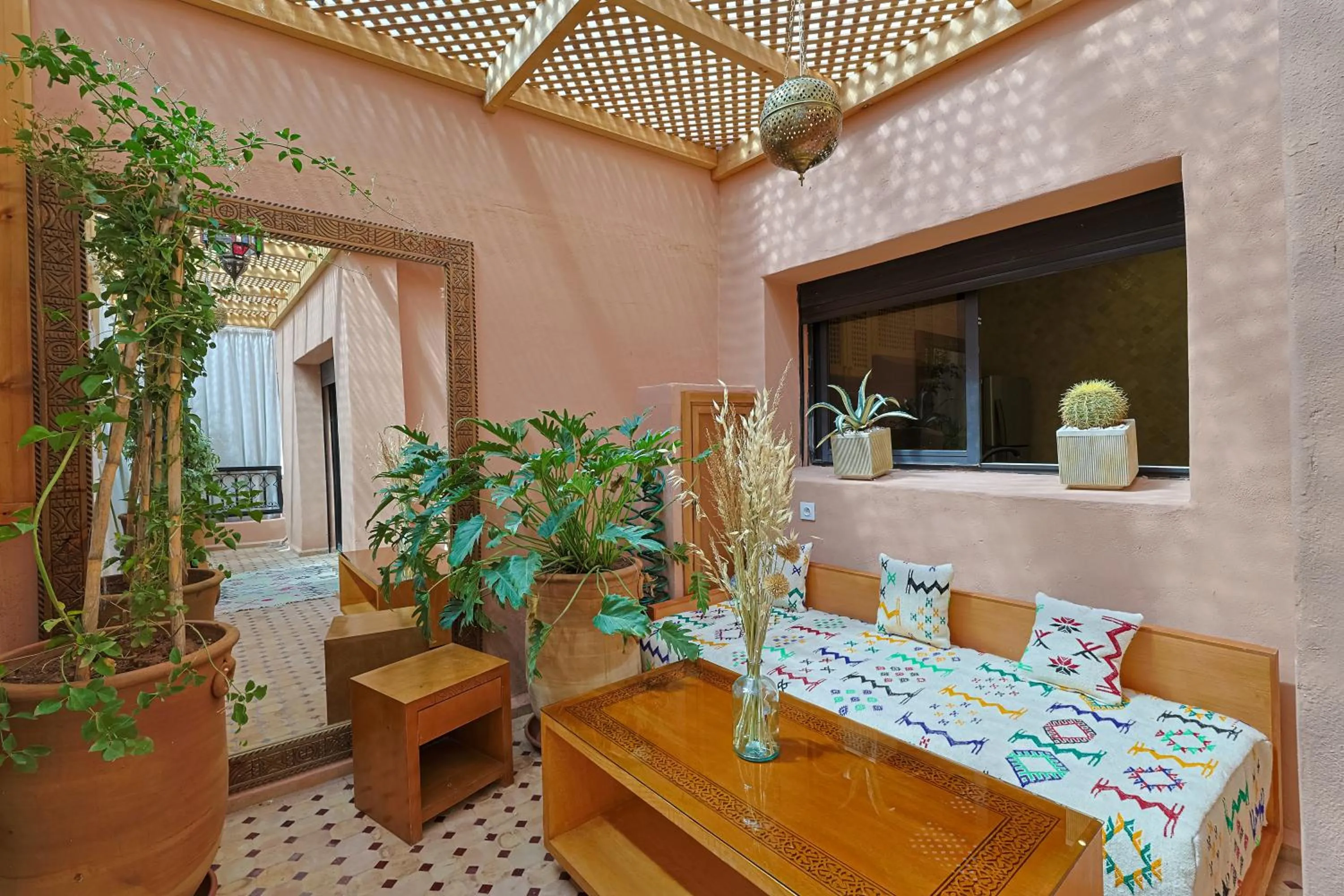 Bed in Oasis - Appartement Authentique à Gueliz