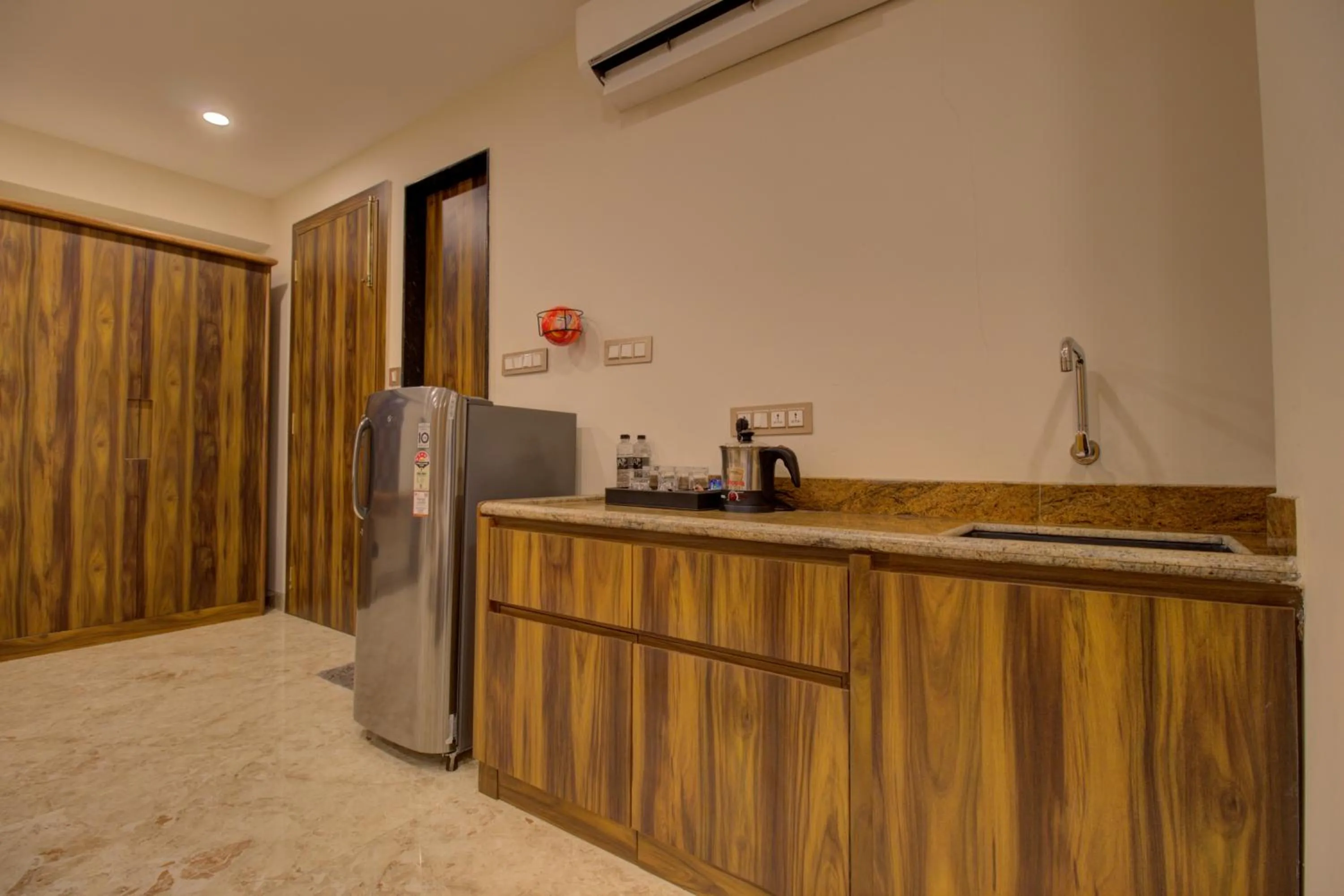 Kitchen or kitchenette in Greenstones Boutique Hotel