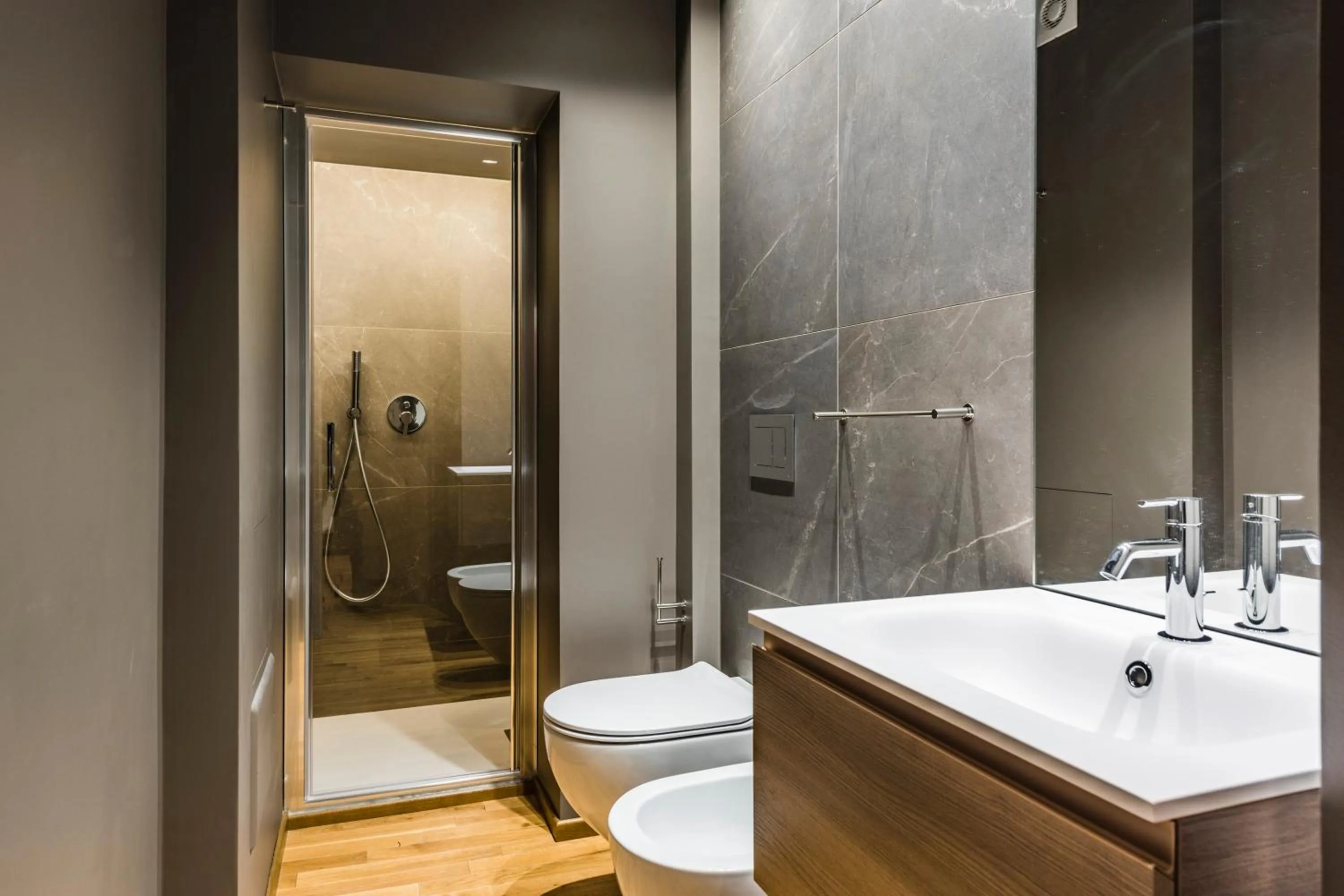 Shower in Ferrini Home - Piazza Trento