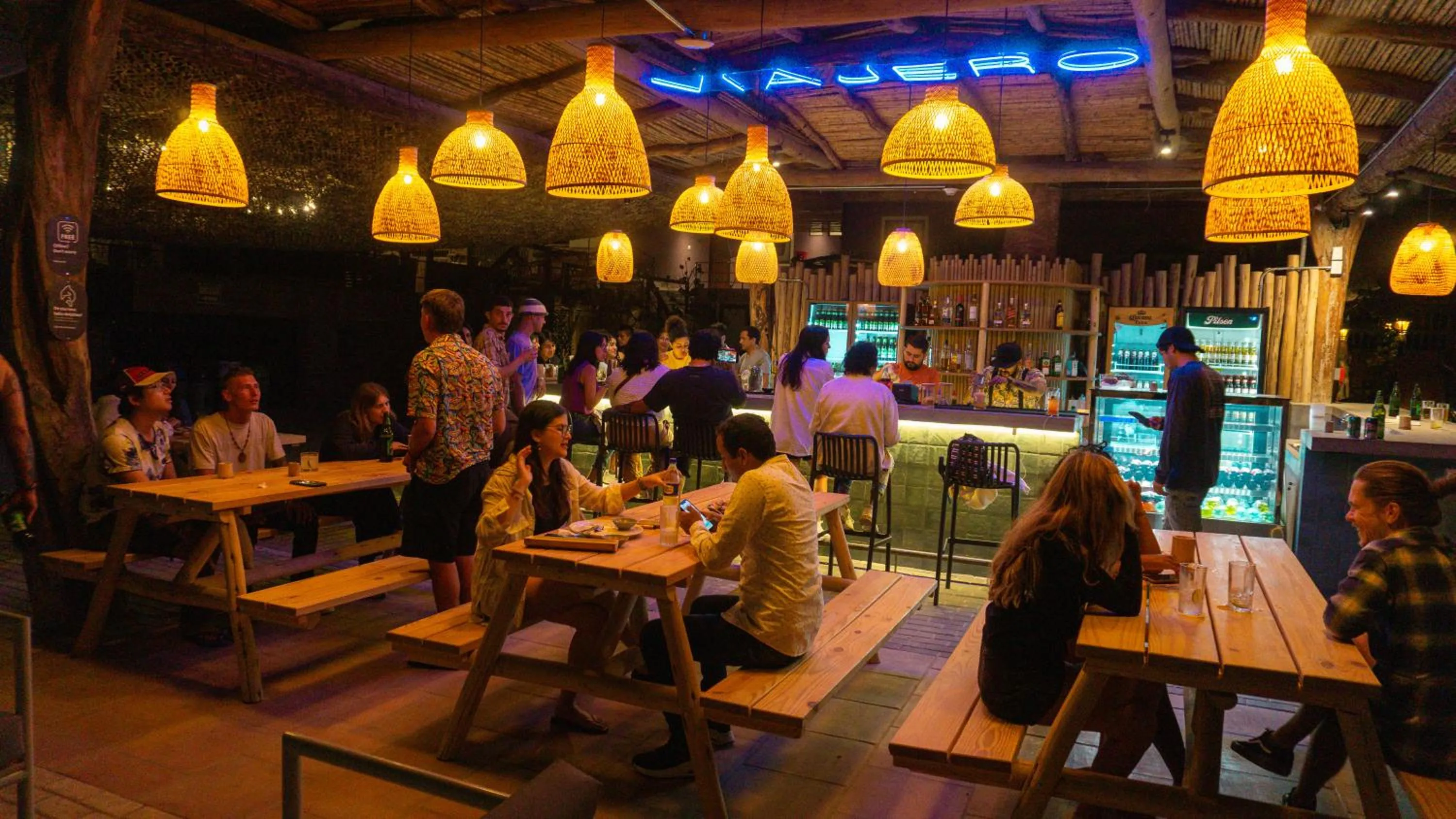 Restaurant/places to eat in Viajero Huacachina Hostel