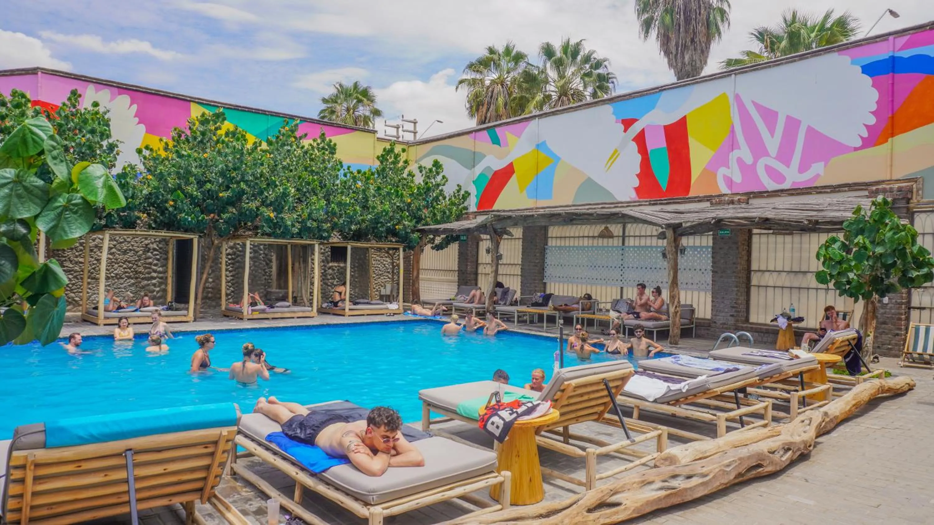Day in Viajero Huacachina Hostel