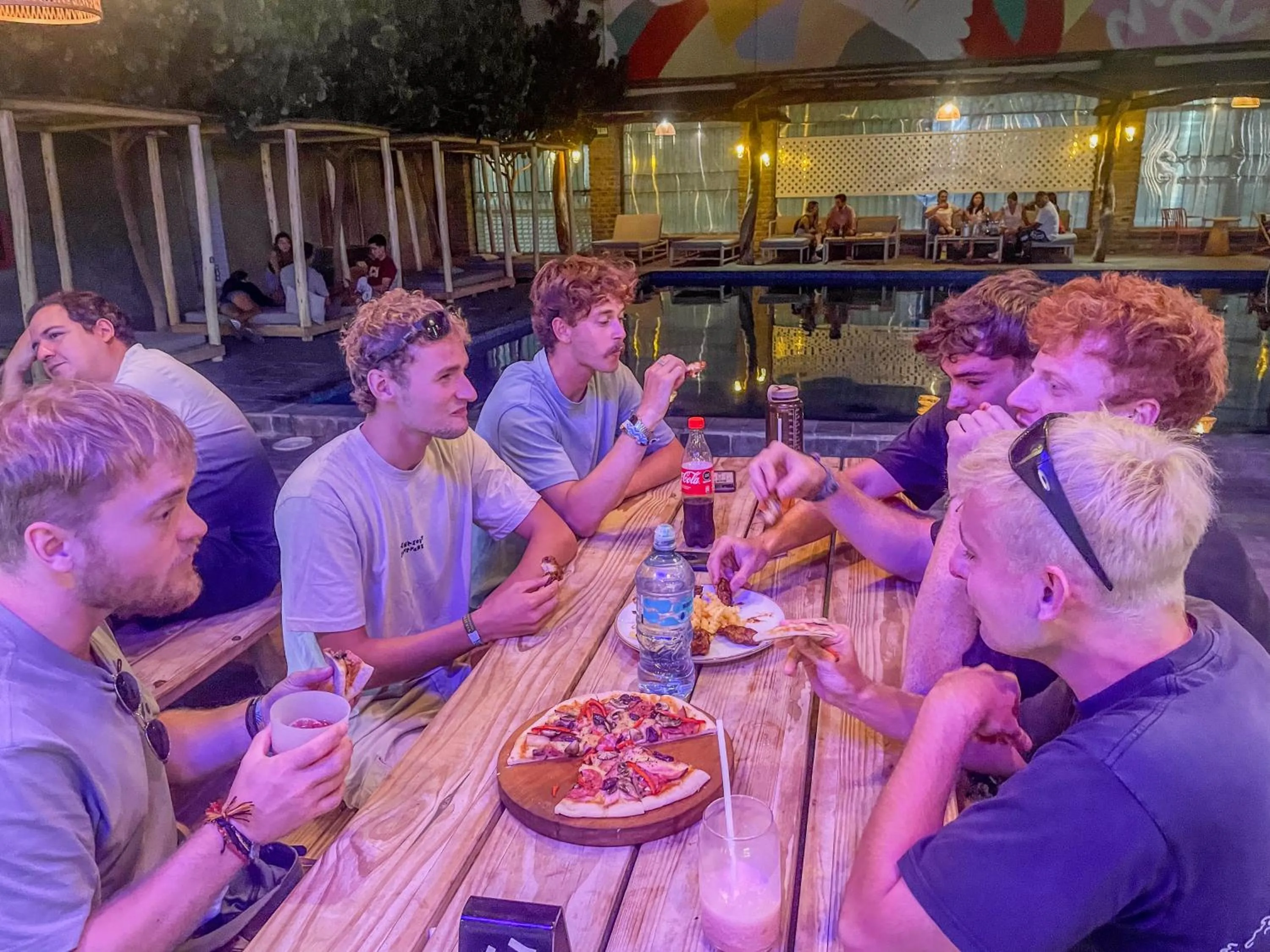 Restaurant/places to eat in Viajero Huacachina Hostel